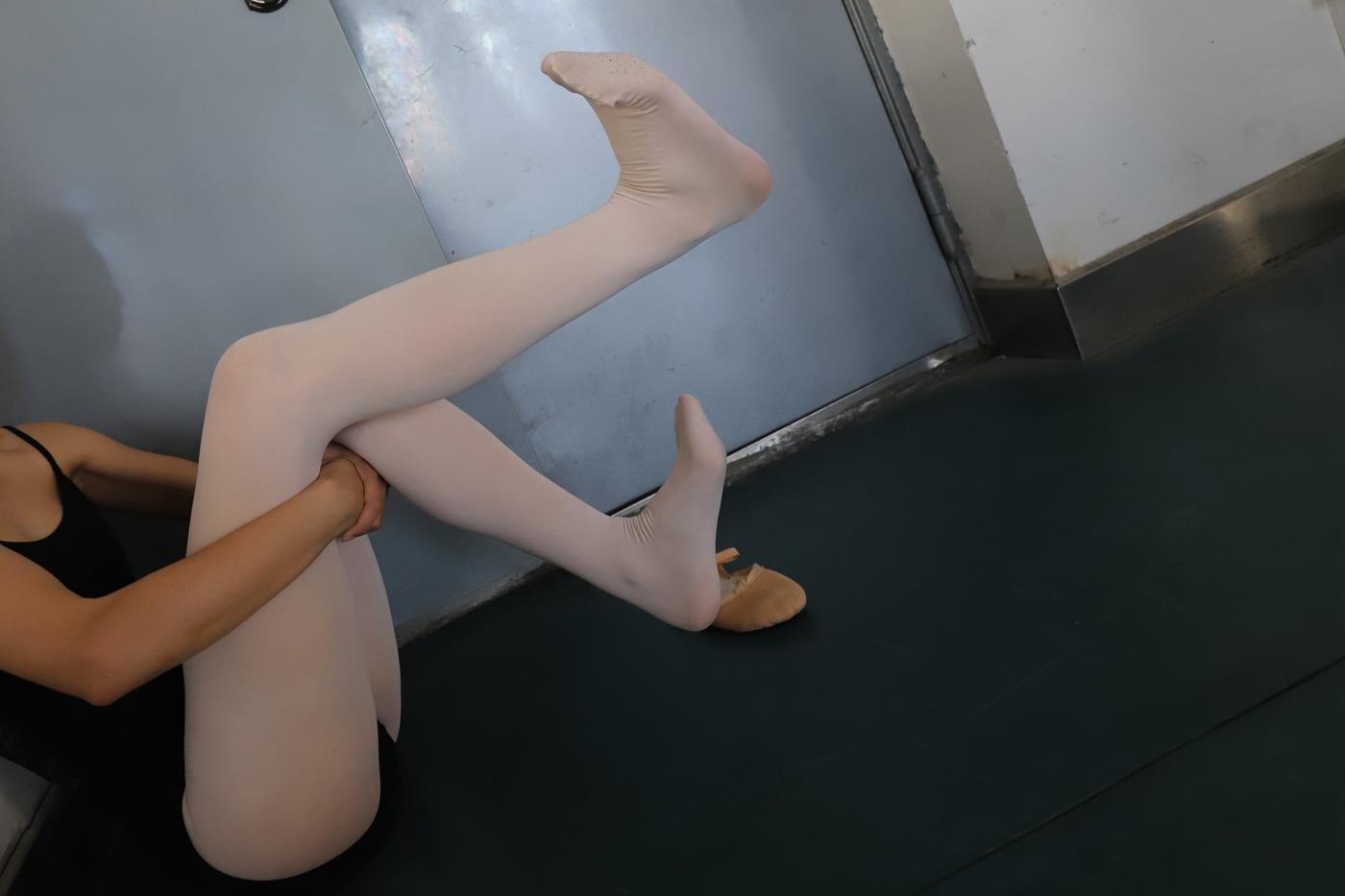 图片[34]-大西瓜爱牙膏-2019 11X活动 模特5（五） 舞蹈室芭蕾服 (4) [55P] – 速更版-美库