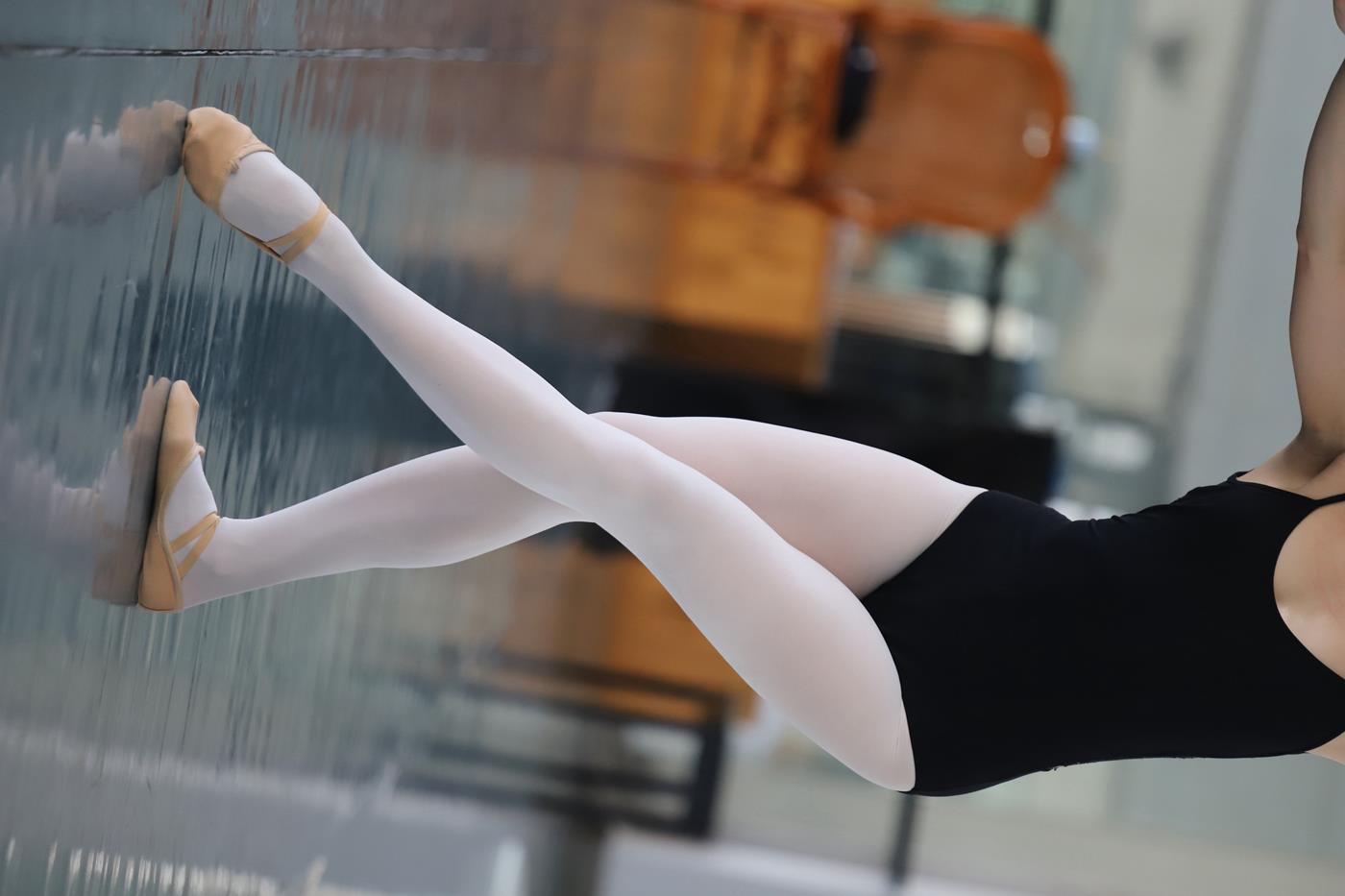 图片[52]-大西瓜爱牙膏-2019 11X活动 模特5（五） 舞蹈室芭蕾服 (3) [84P] – 速更版-美库