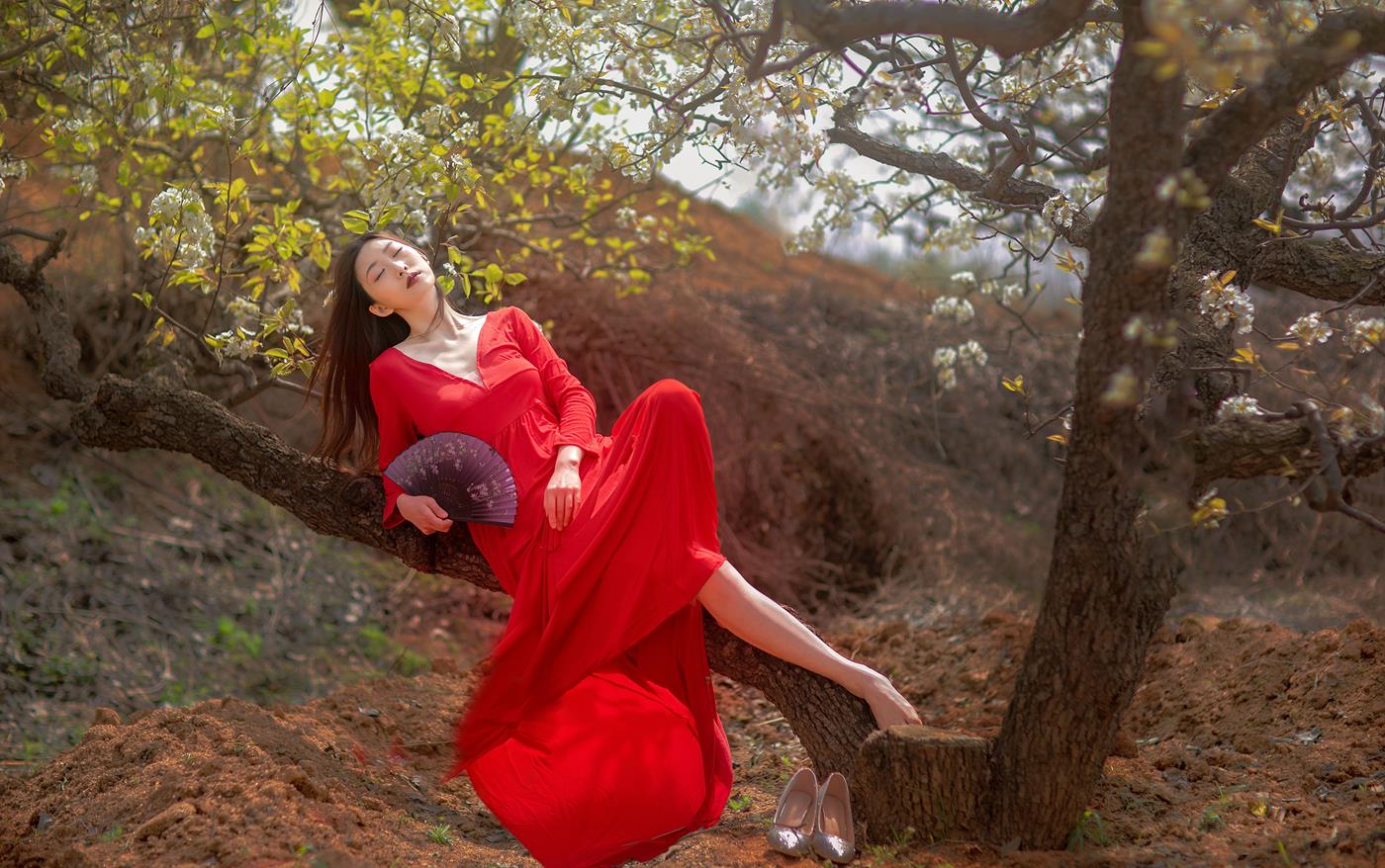 图片[27]-[YITUYU艺图语] 2021.12.22 一袭红妆拂梨花 如意 [32P] – 速更版-美库