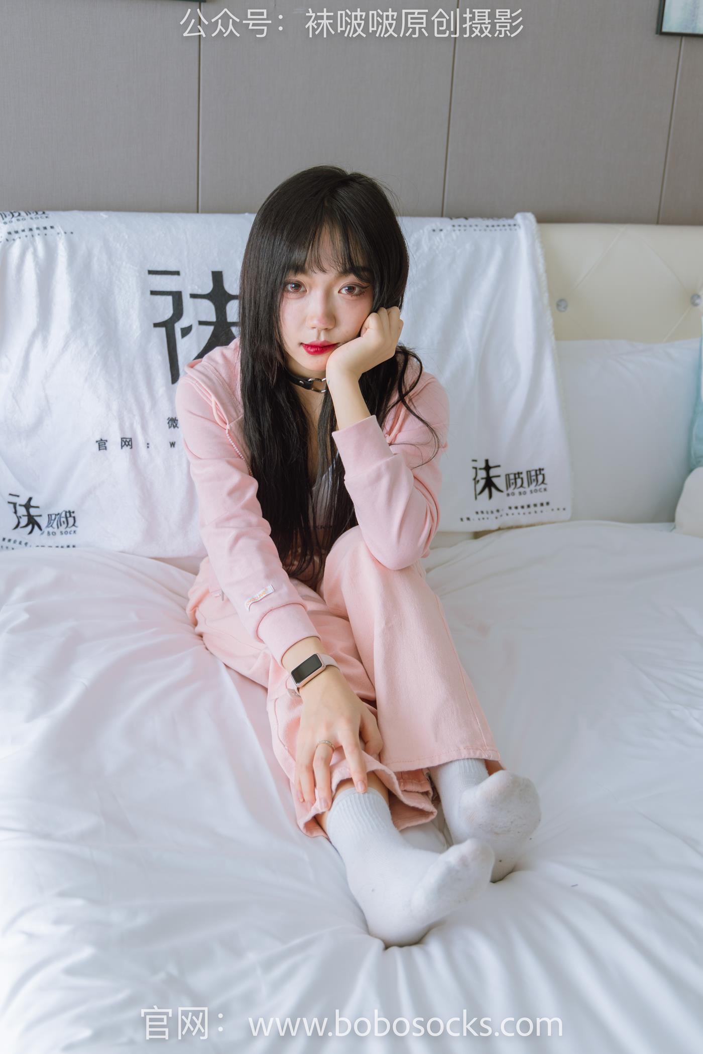 图片[13]-[BoBoSocks袜啵啵]NO.141 周周-运动鞋、白棉袜、裸足 (1) [84P] – 速更版-美库