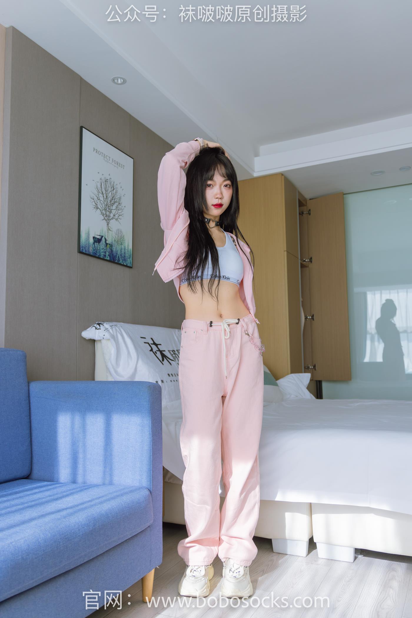 图片[17]-[BoBoSocks袜啵啵]NO.141 周周-运动鞋、白棉袜、裸足 (1) [84P] – 速更版-美库