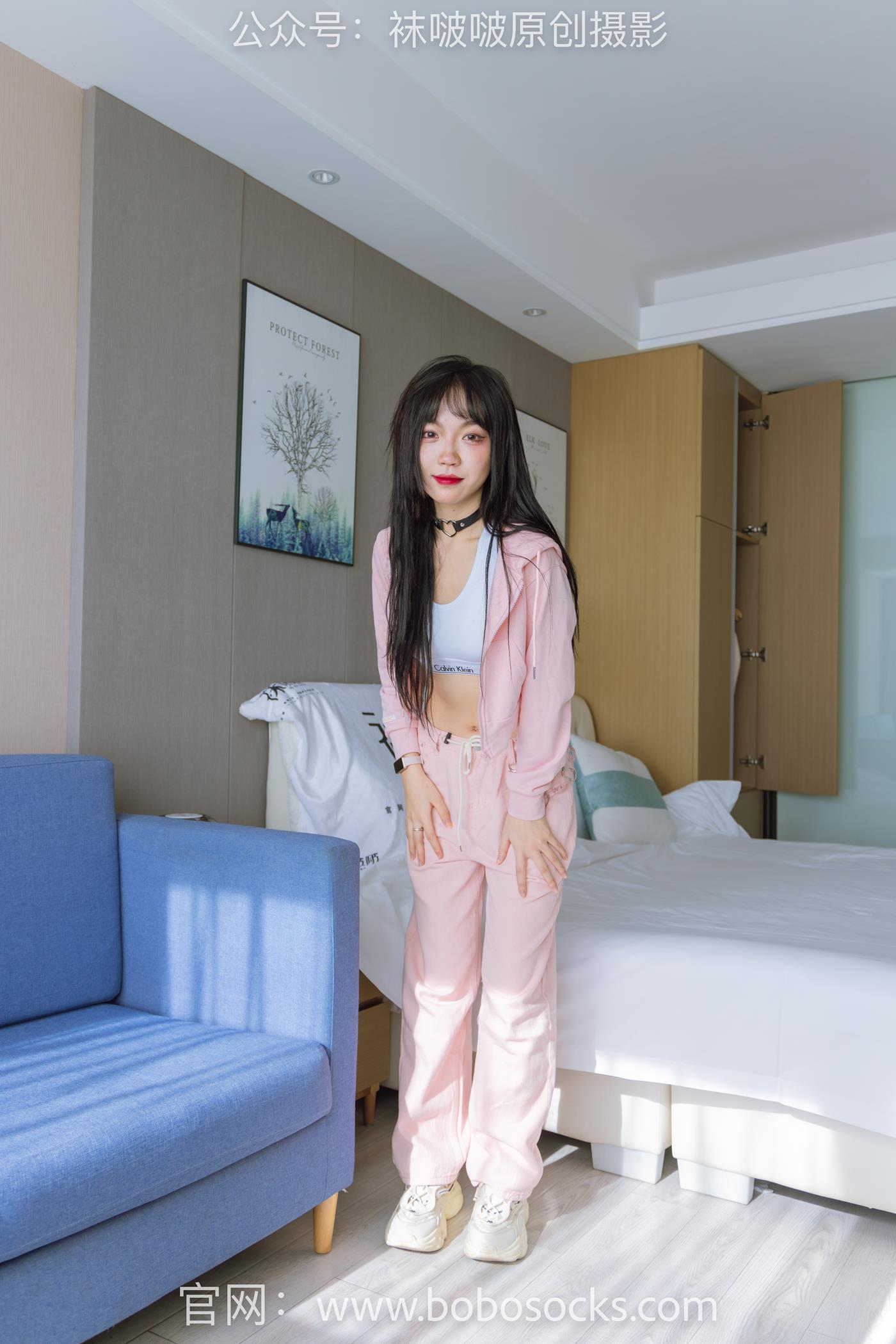 图片[20]-[BoBoSocks袜啵啵]NO.141 周周-运动鞋、白棉袜、裸足 (1) [84P] – 速更版-美库