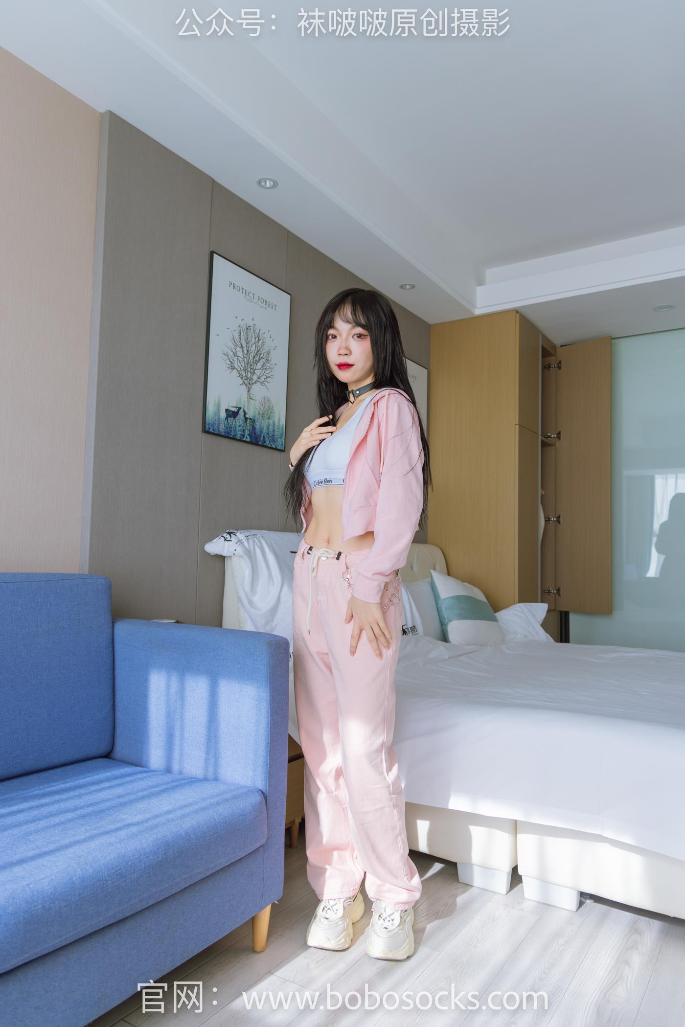 图片[23]-[BoBoSocks袜啵啵]NO.141 周周-运动鞋、白棉袜、裸足 (1) [84P] – 速更版-美库