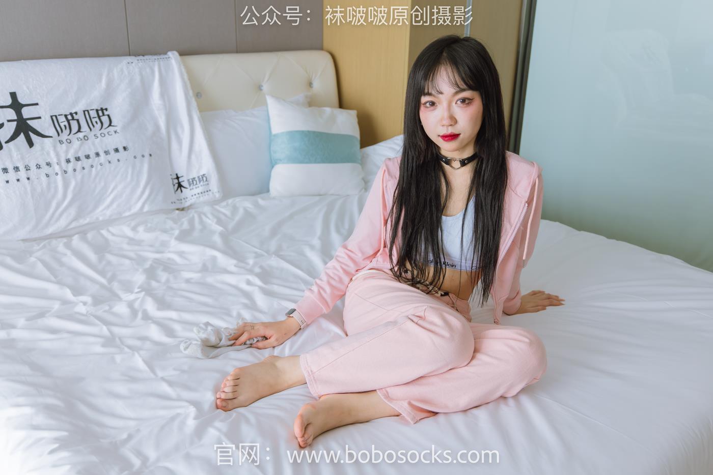图片[21]-[BoBoSocks袜啵啵]NO.141 周周-运动鞋、白棉袜、裸足 (2) [56P] – 速更版-美库