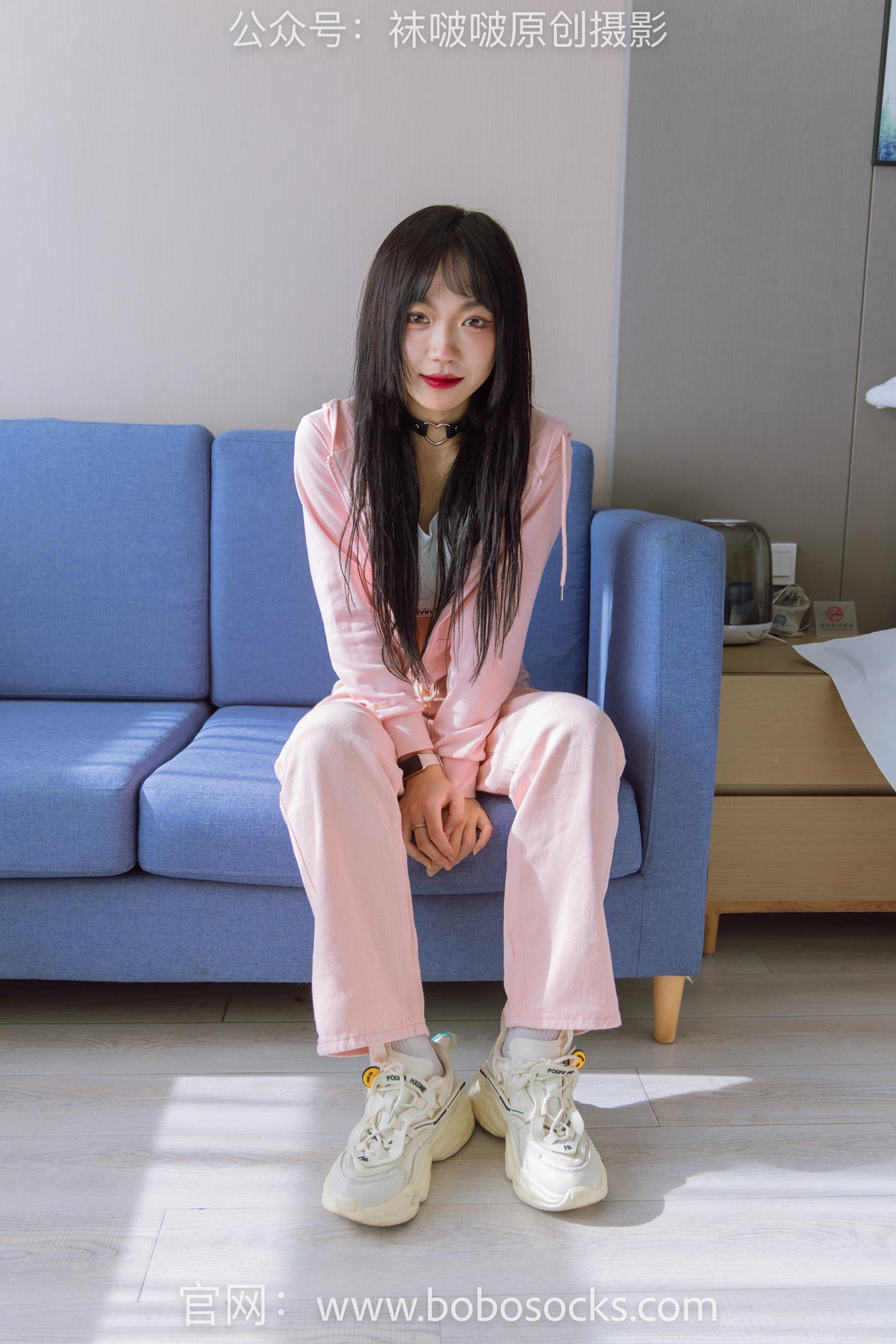 图片[43]-[BoBoSocks袜啵啵]NO.141 周周-运动鞋、白棉袜、裸足 (1) [84P] – 速更版-美库