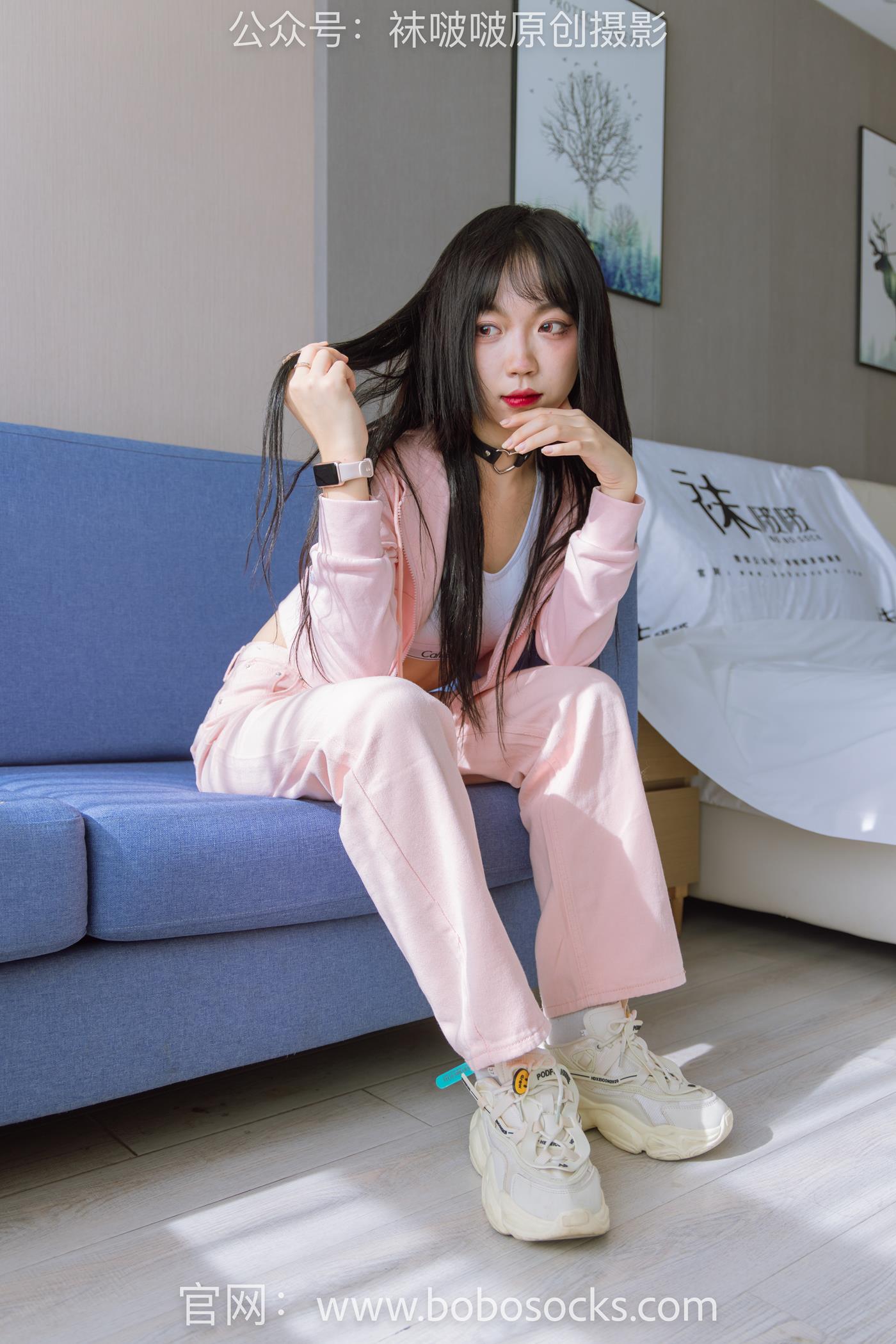 图片[49]-[BoBoSocks袜啵啵]NO.141 周周-运动鞋、白棉袜、裸足 (1) [84P] – 速更版-美库