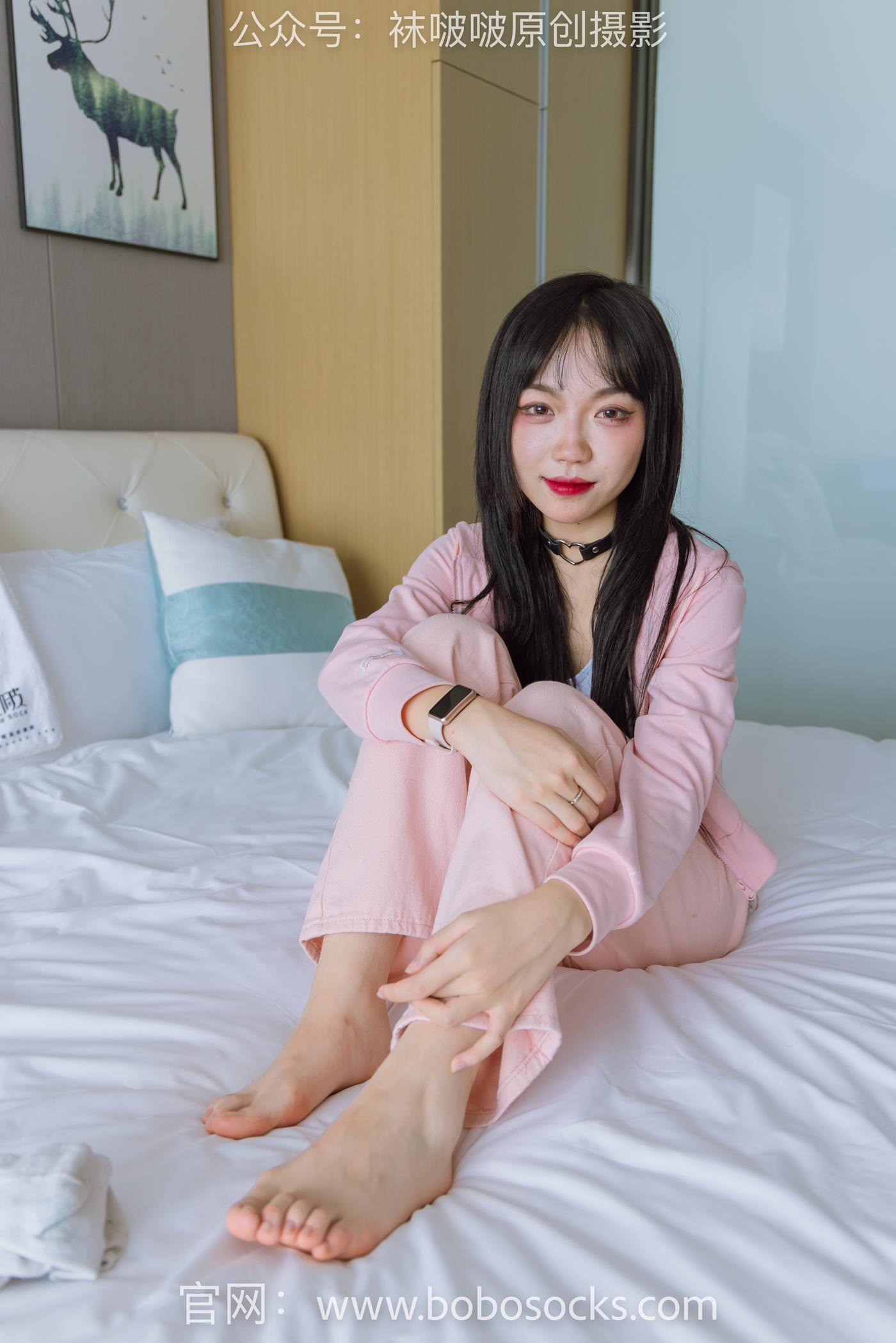 图片[50]-[BoBoSocks袜啵啵]NO.141 周周-运动鞋、白棉袜、裸足 (2) [56P] – 速更版-美库