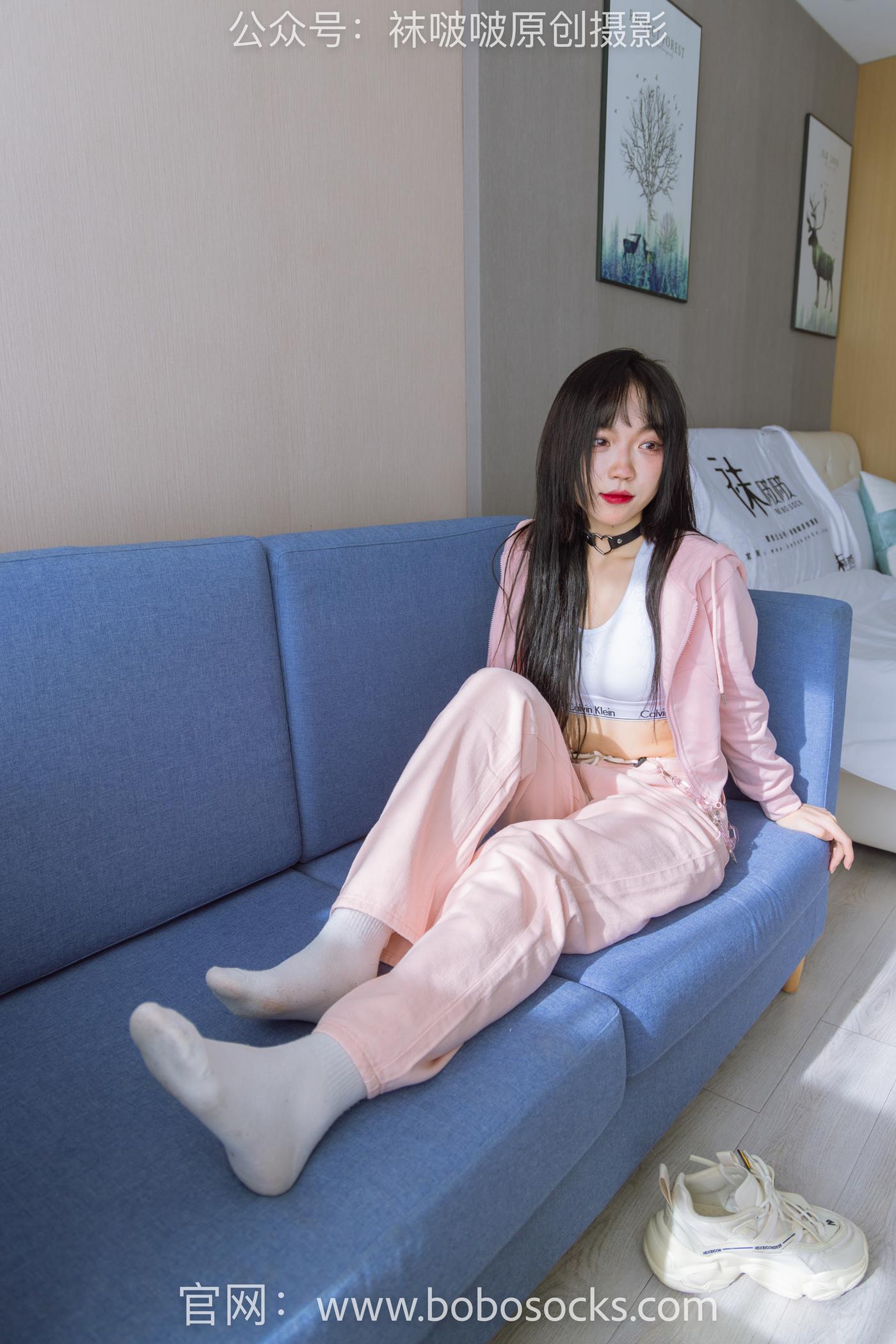图片[60]-[BoBoSocks袜啵啵]NO.141 周周-运动鞋、白棉袜、裸足 (1) [84P] – 速更版-美库
