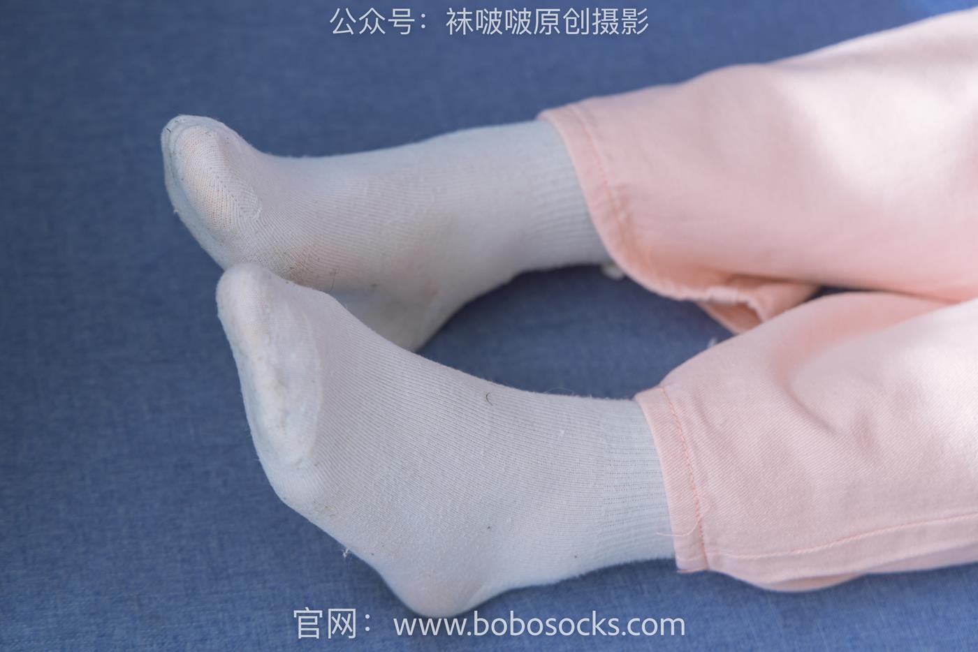 图片[63]-[BoBoSocks袜啵啵]NO.141 周周-运动鞋、白棉袜、裸足 (1) [84P] – 速更版-美库