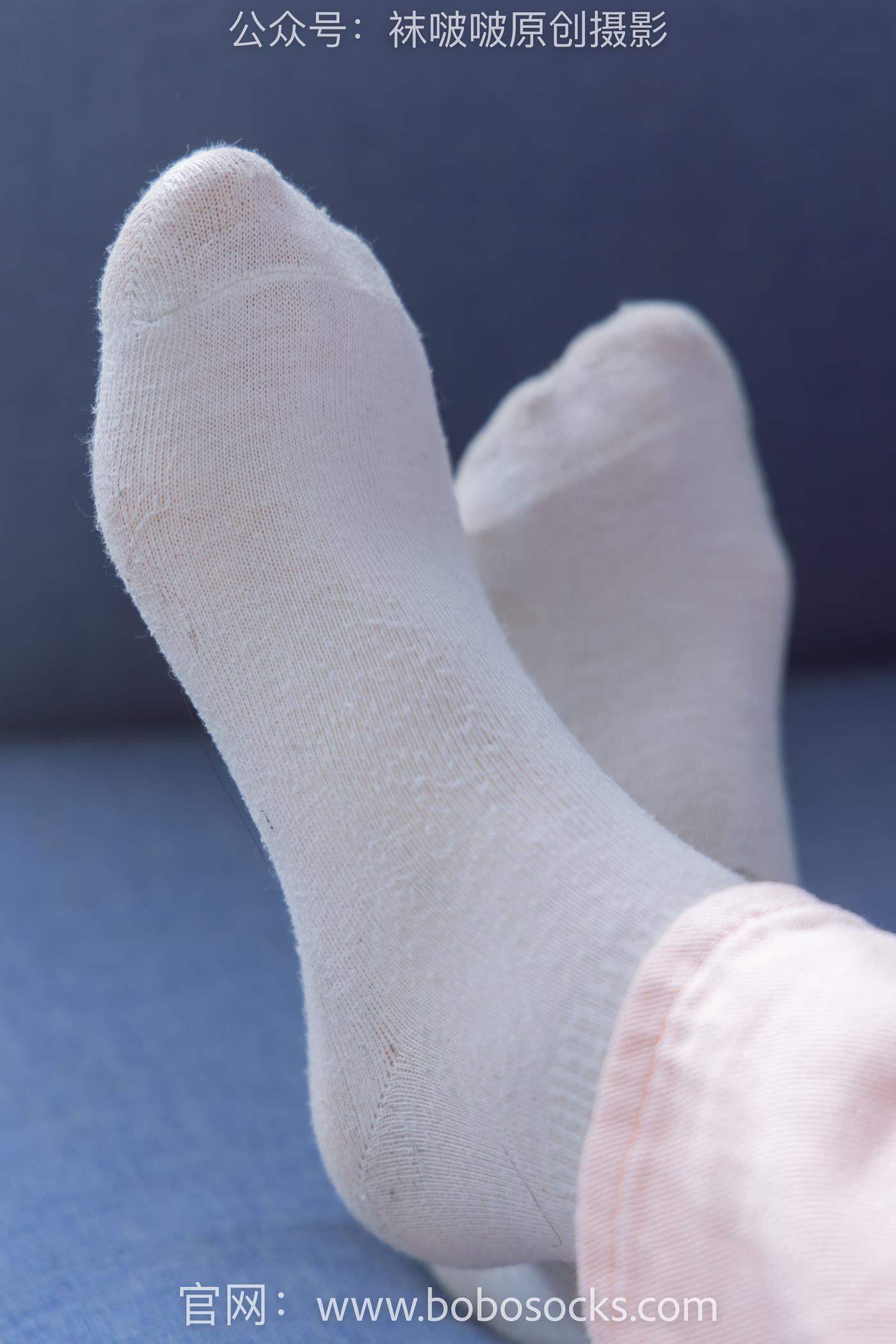 图片[66]-[BoBoSocks袜啵啵]NO.141 周周-运动鞋、白棉袜、裸足 (1) [84P] – 速更版-美库