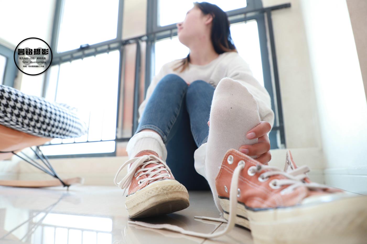 图片[35]-[誉铭传媒]袜足摄影 2022年《2022微信群第3套》[100P] – 速更版-美库