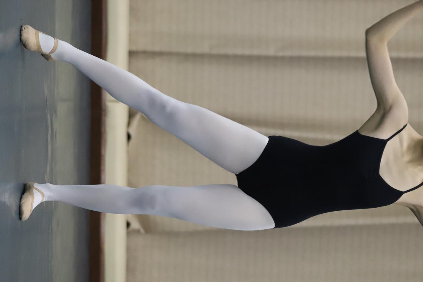 图片[16]-大西瓜爱牙膏-2019 12X活动 模特1（一） 白丝舞蹈服 (2) [84P] – 速更版-美库