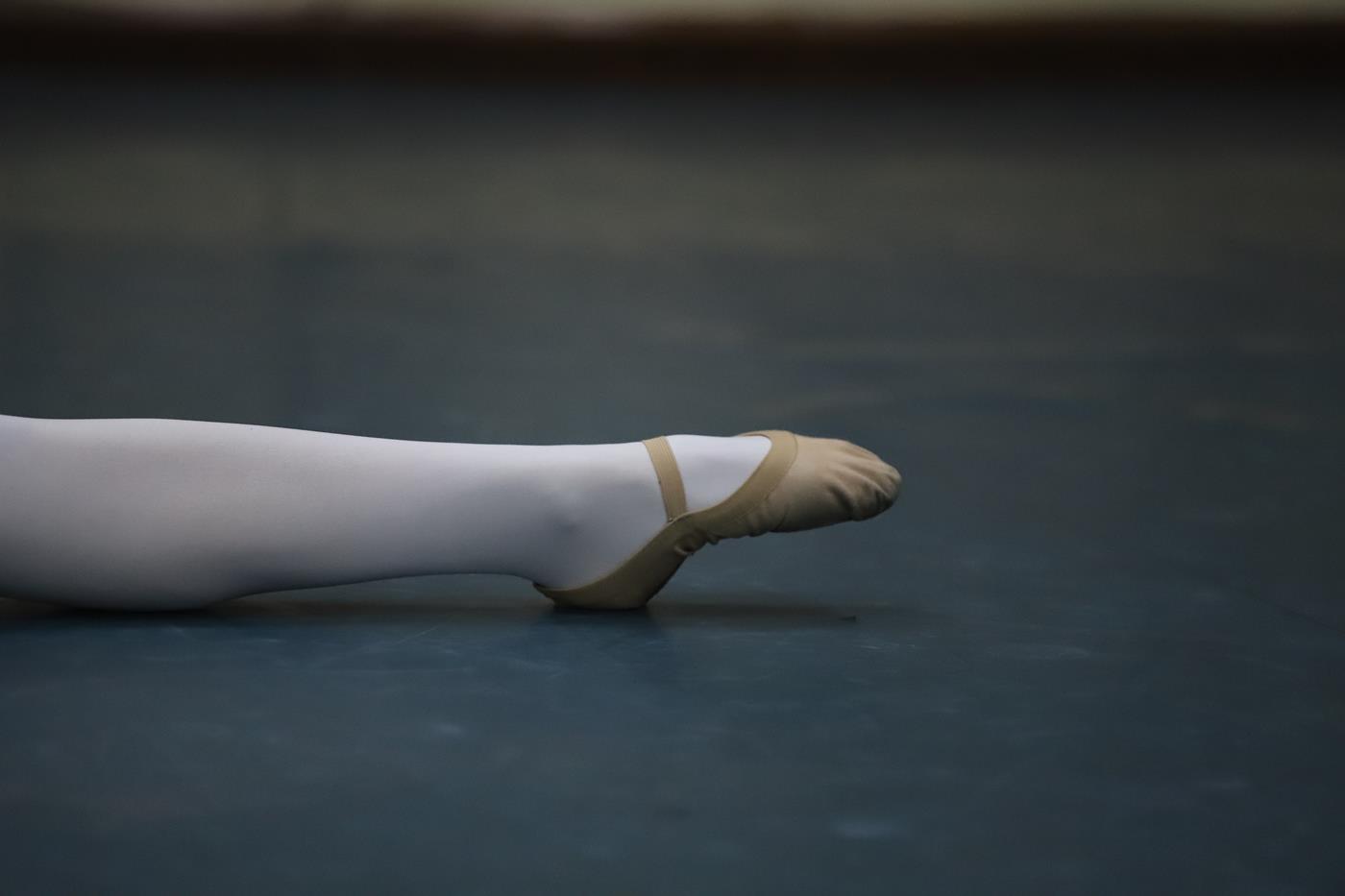 图片[37]-大西瓜爱牙膏-2019 12X活动 模特1（一） 白丝舞蹈服 (2) [84P] – 速更版-美库