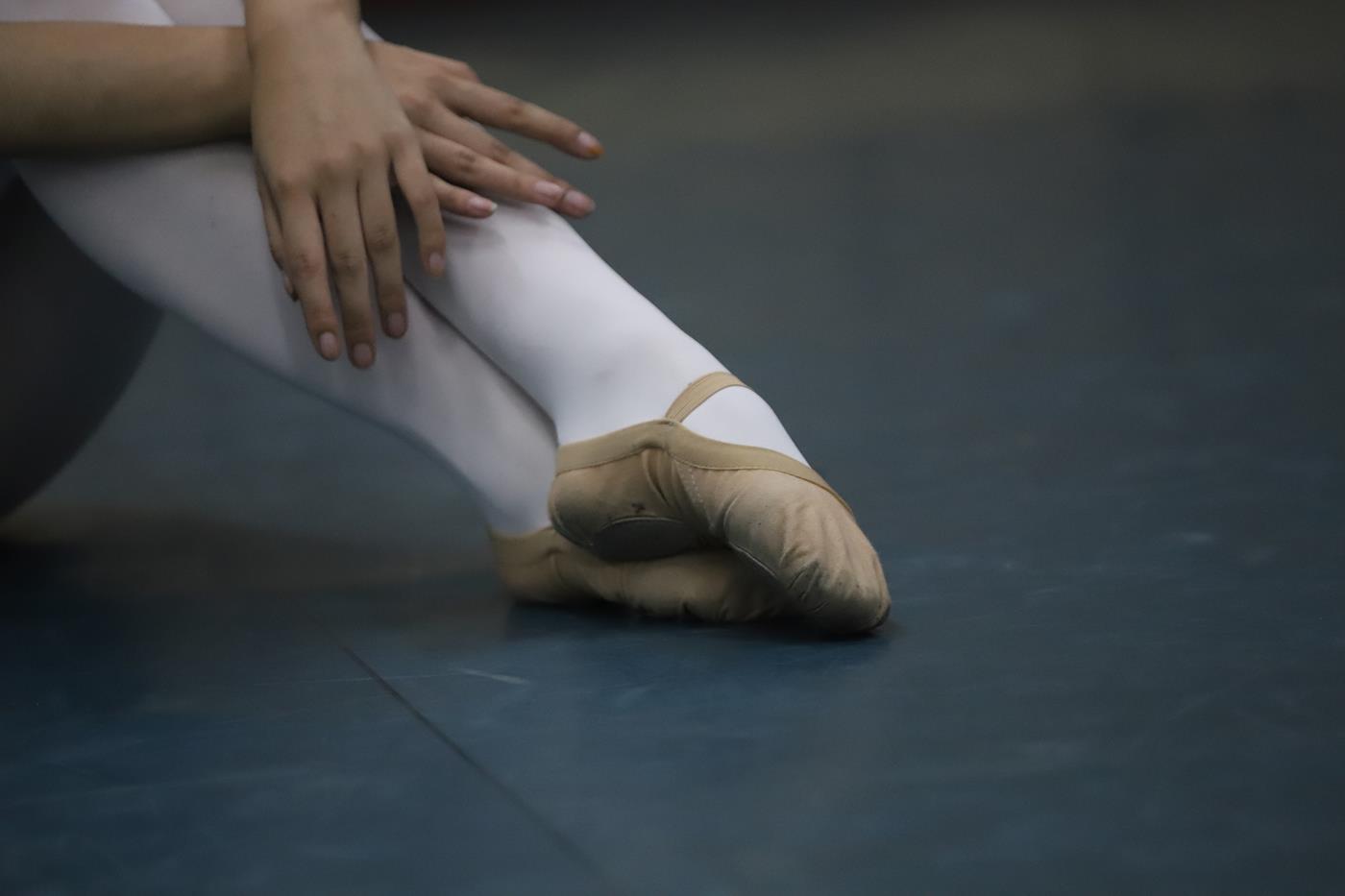 图片[38]-大西瓜爱牙膏-2019 12X活动 模特1（一） 白丝舞蹈服 (2) [84P] – 速更版-美库