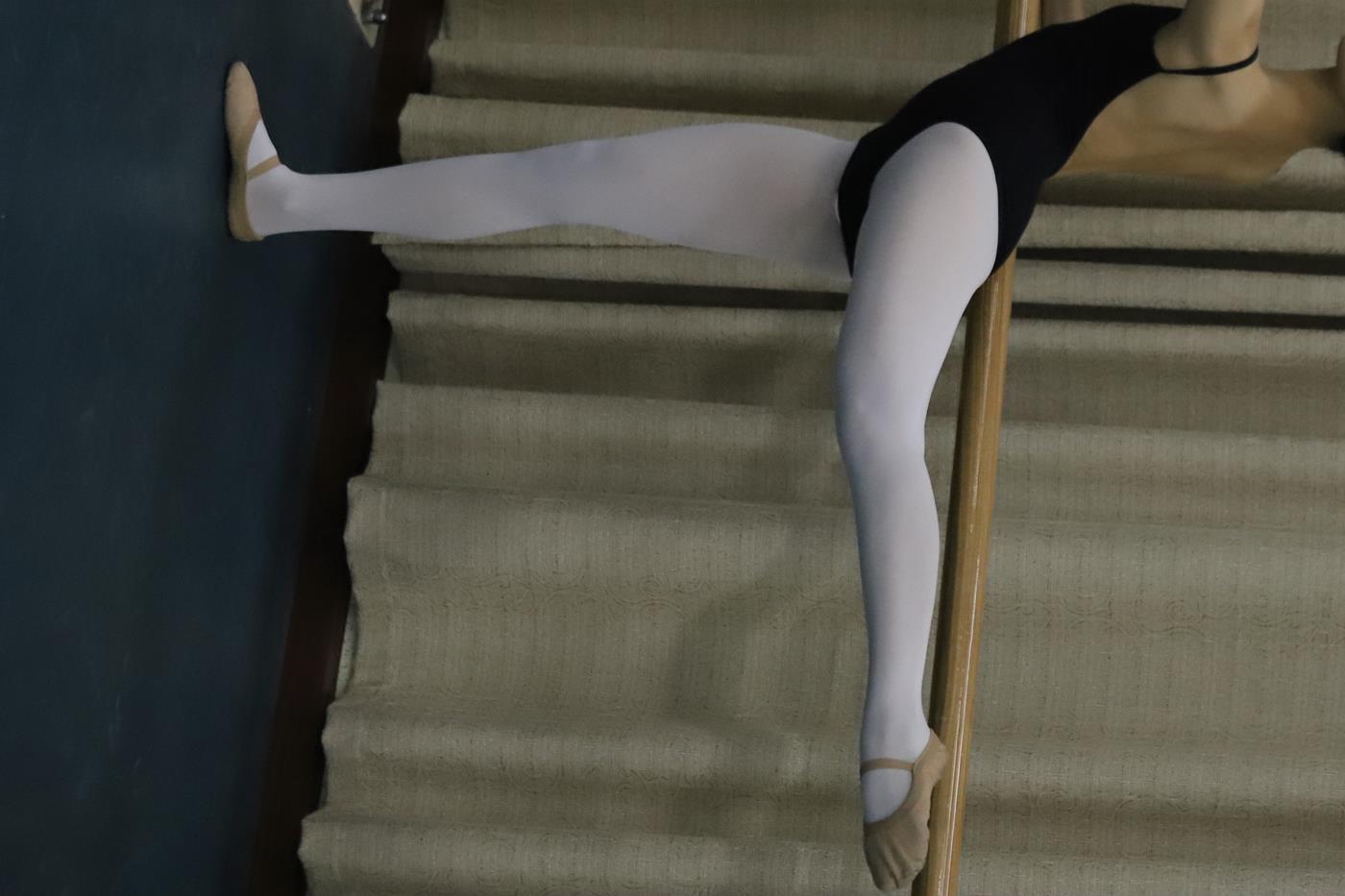 图片[70]-大西瓜爱牙膏-2019 12X活动 模特1（一） 白丝舞蹈服 (2) [84P] – 速更版-美库