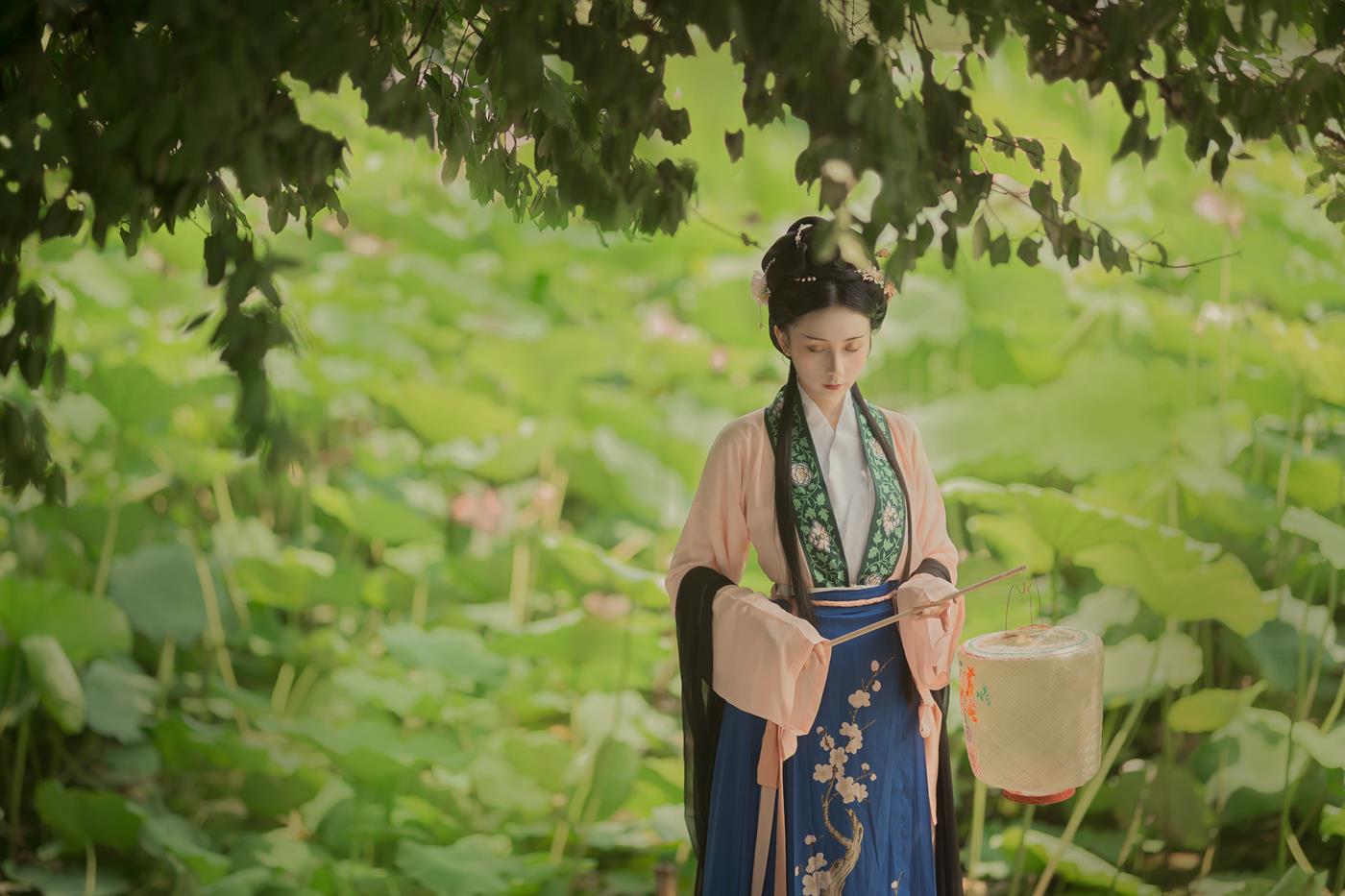 图片[17]-[YITUYU艺图语] 2021.12.23 荷叶罗裙 绿绿子 [21P] – 速更版-美库