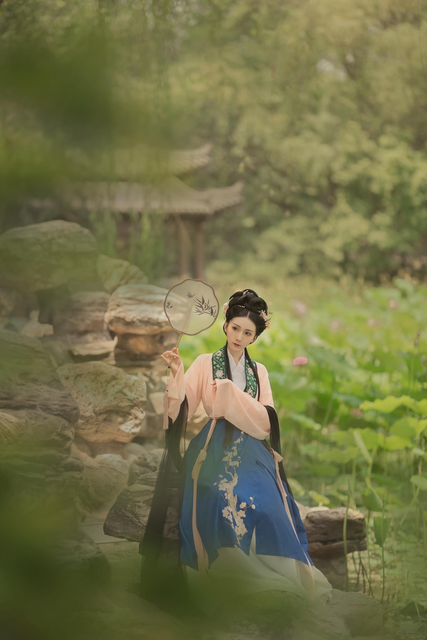 图片[22]-[YITUYU艺图语] 2021.12.23 荷叶罗裙 绿绿子 [21P] – 速更版-美库