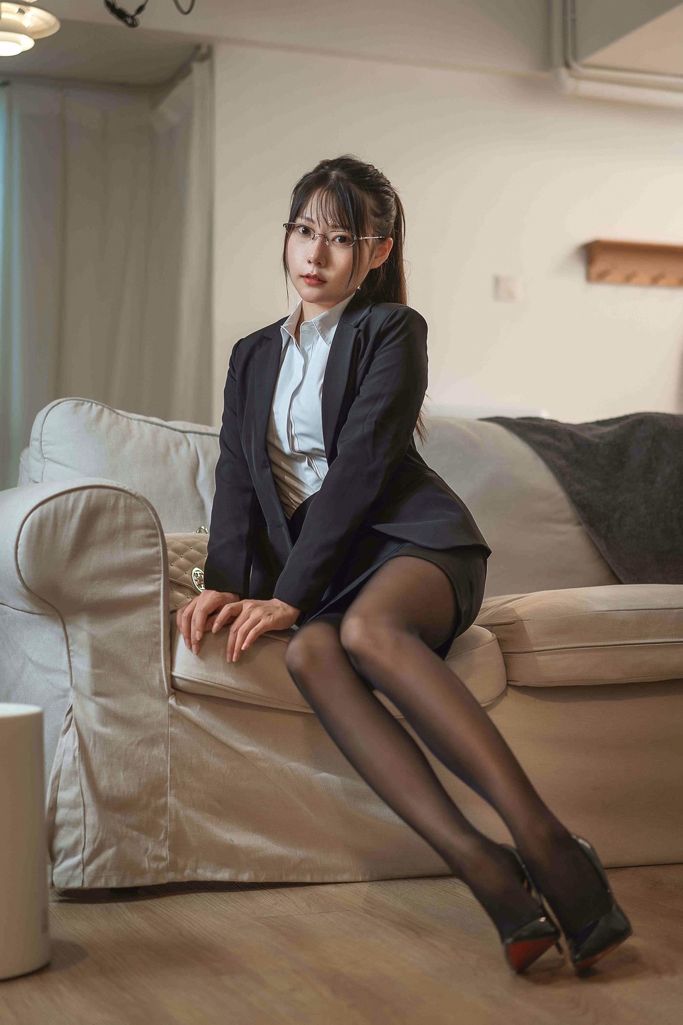 图片[40]-香草喵露露  – 民宿下班回家[44P] – 速更版-美库