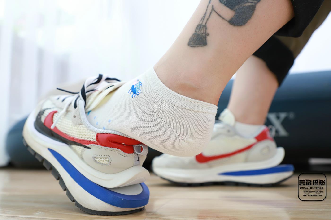 图片[11]-[誉铭传媒]袜足摄影 2022年《2022微信群第4套》[90P] – 速更版-美库