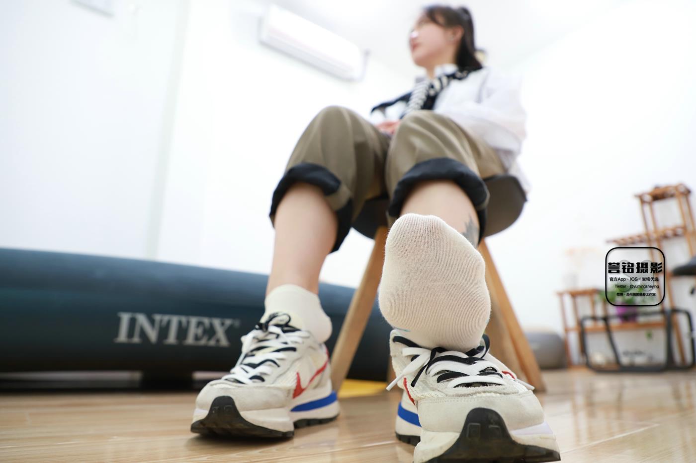 图片[23]-[誉铭传媒]袜足摄影 2022年《2022微信群第4套》[90P] – 速更版-美库