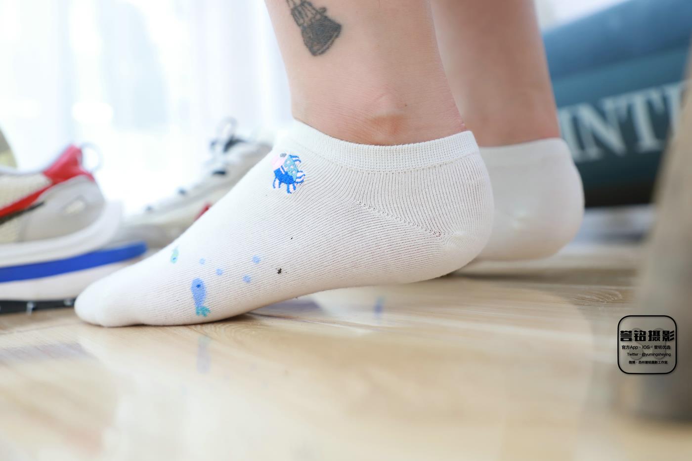 图片[48]-[誉铭传媒]袜足摄影 2022年《2022微信群第4套》[90P] – 速更版-美库