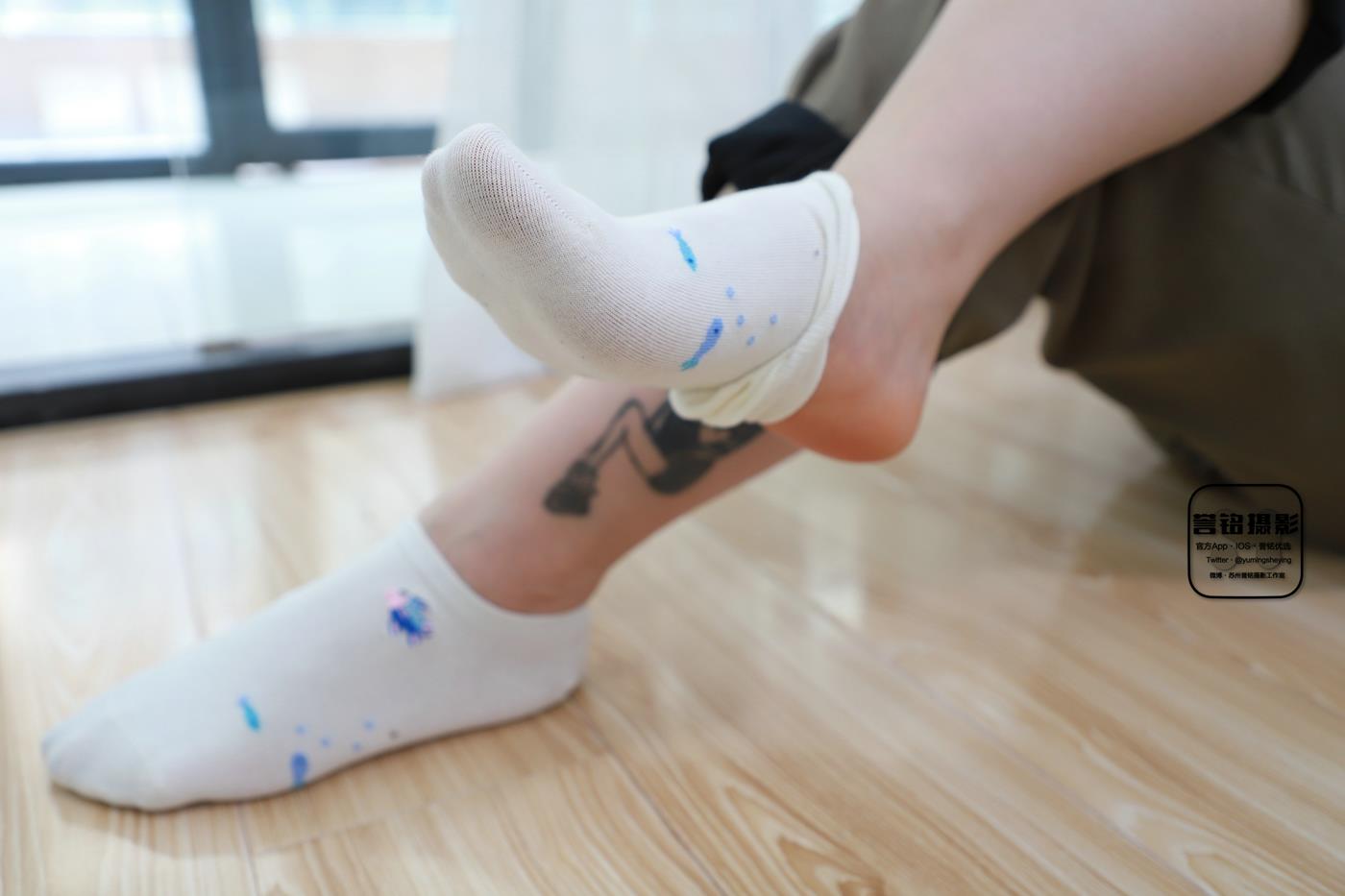图片[56]-[誉铭传媒]袜足摄影 2022年《2022微信群第4套》[90P] – 速更版-美库