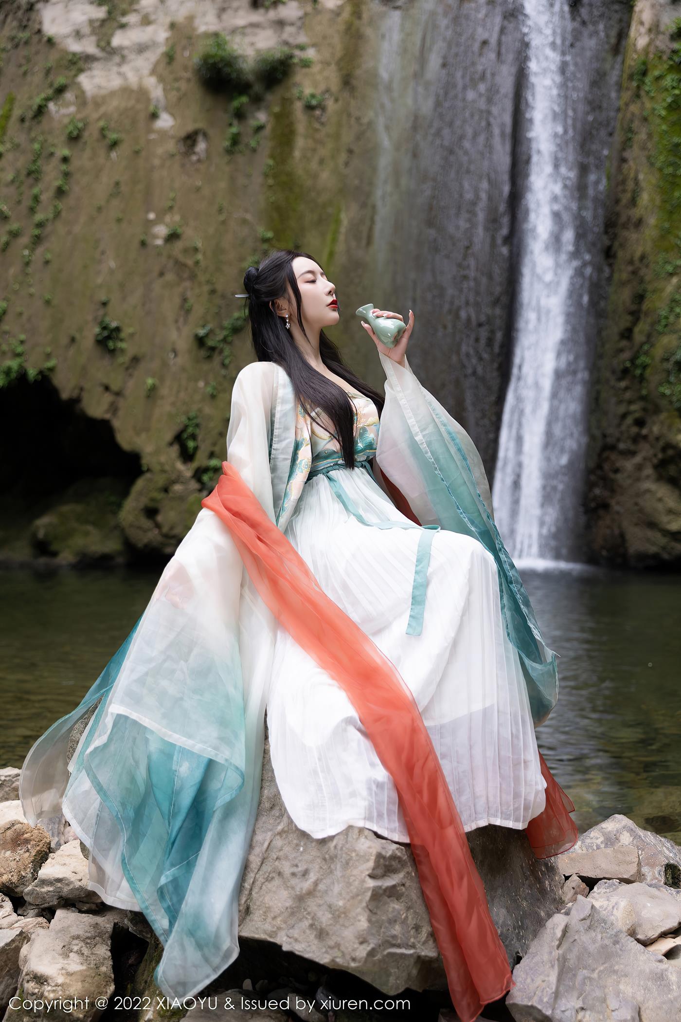 图片[21]-[XIAOYU语画界] 2022.10.25 VOL.889 王馨瑶yanni 杭州旅拍[64P] – 速更版-美库