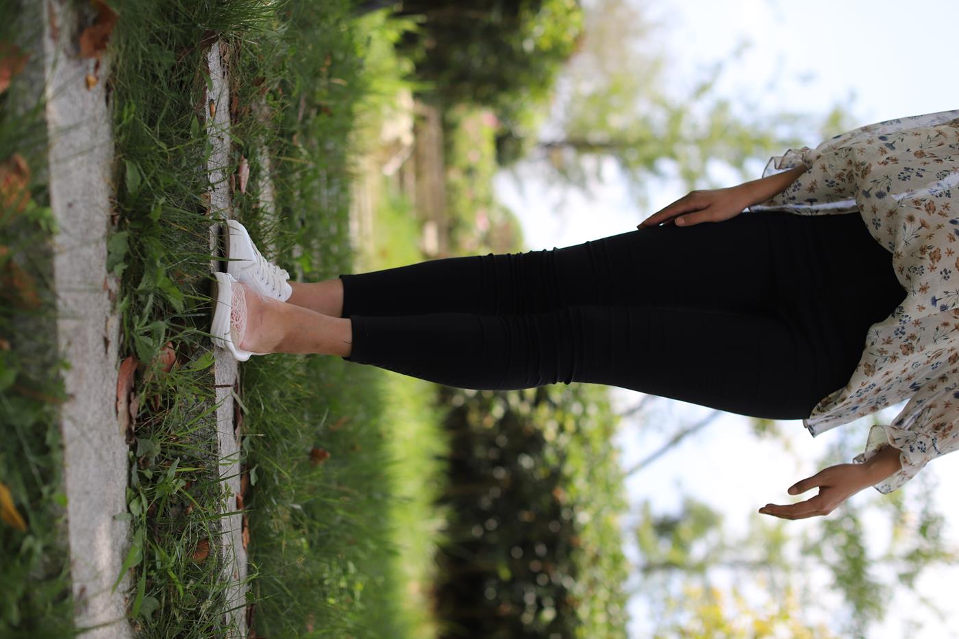 图片[14]-大西瓜爱牙膏-2019 12X活动 模特2（二)  公园蕾丝船袜 (1) [84P] – 速更版-美库