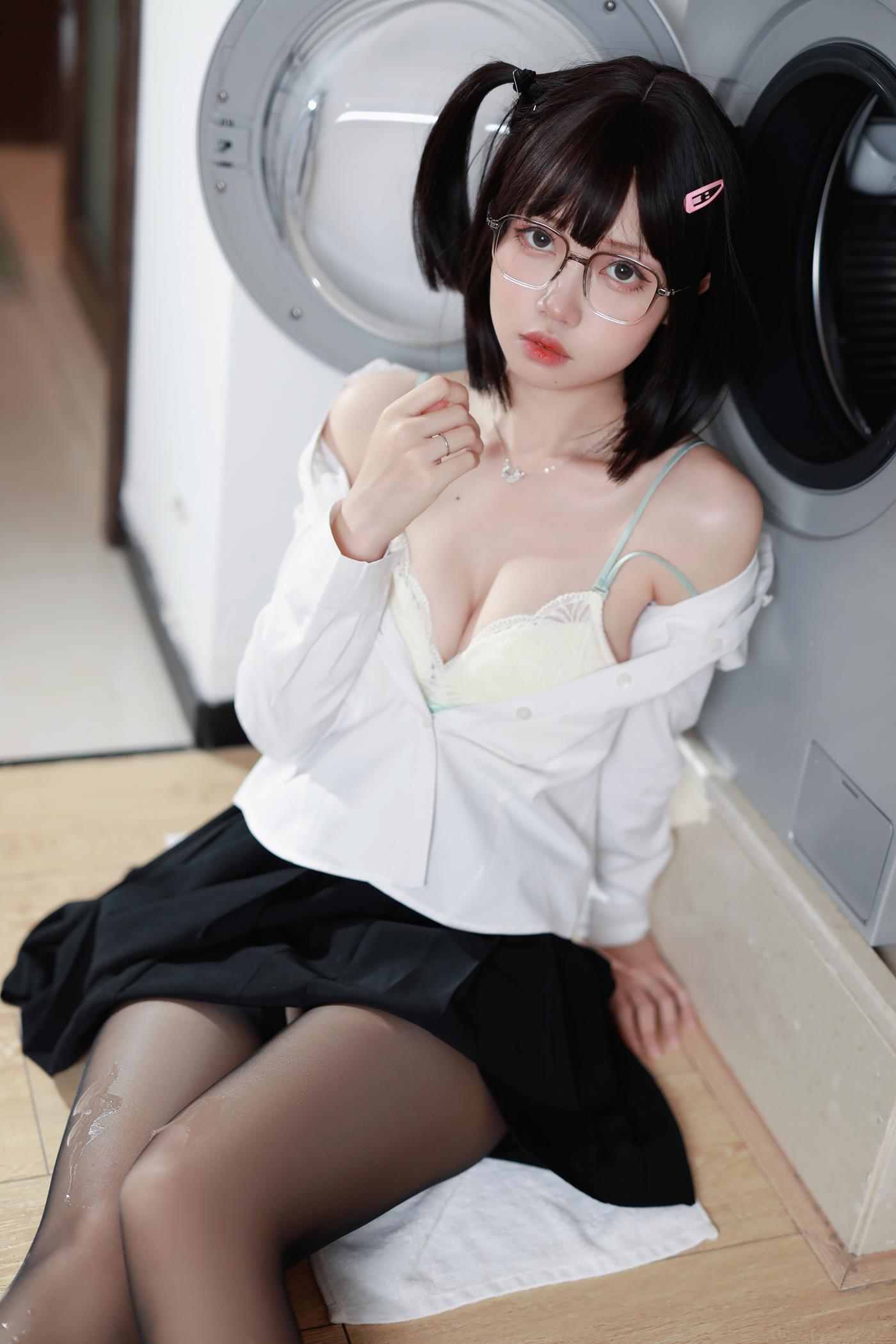 图片[26]-洛桑w伊梓  – 眼镜妹妹[27P] – 速更版-美库