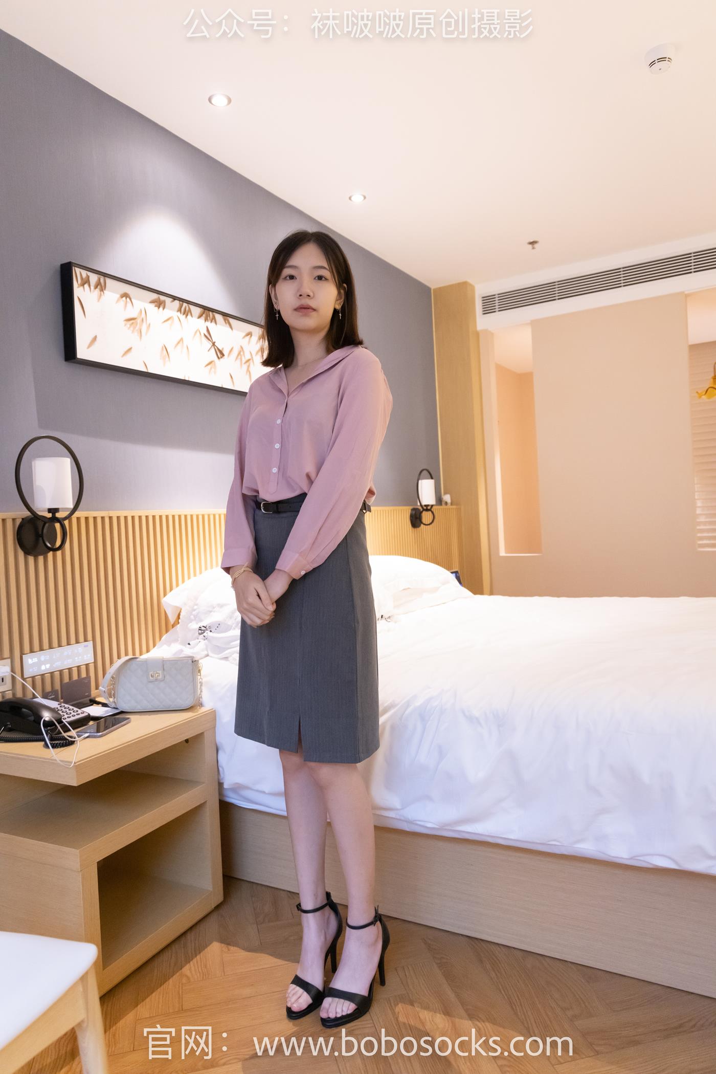 图片[17]-[BoBoSocks袜啵啵]NO.142 小甜豆-高跟鞋、高跟凉鞋、肉丝、裸足 (1) [84P] – 速更版-美库