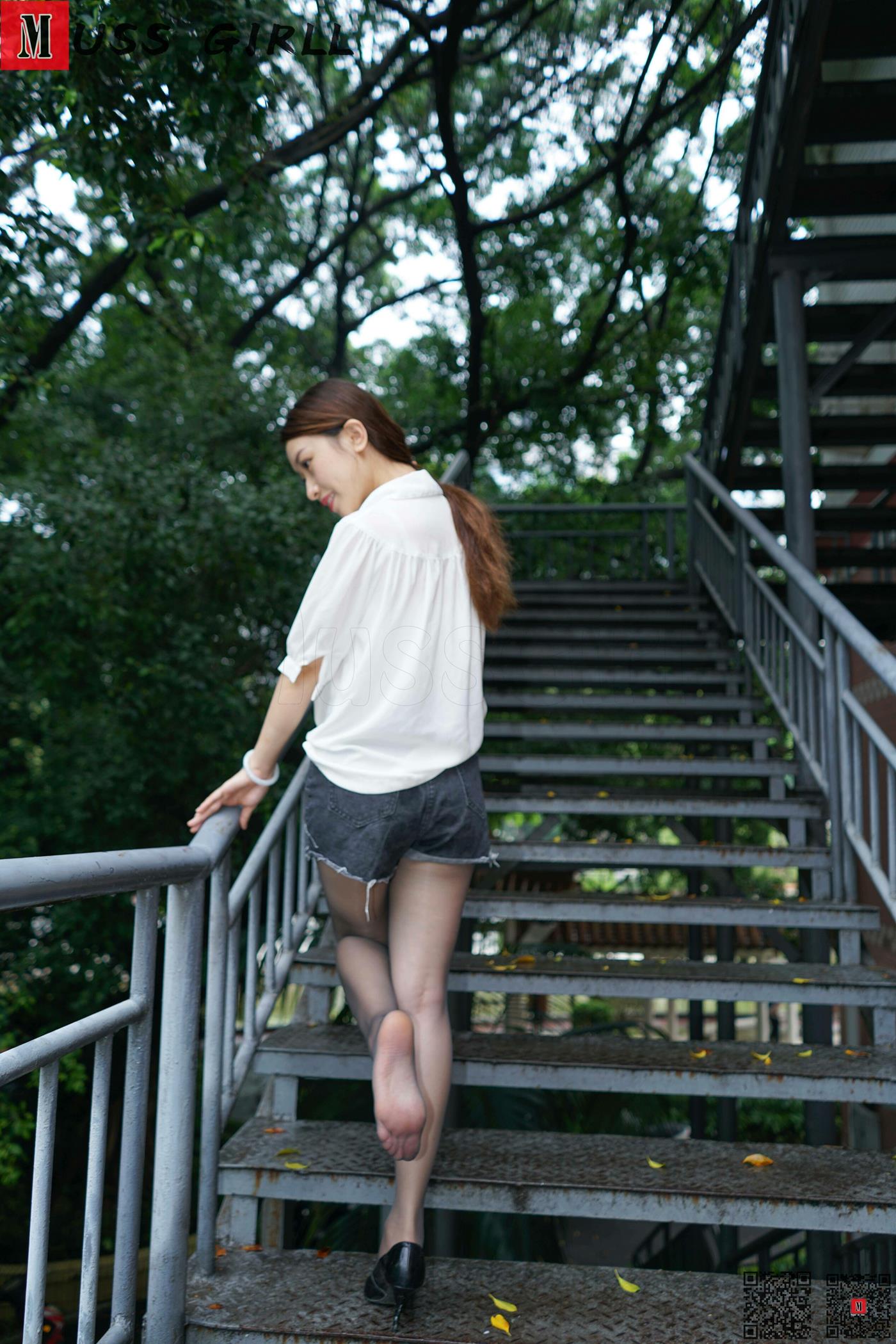图片[39]-[MussGirl慕丝女郎]NO.274 绿茵楼梯 (1) [60P] – 速更版-美库