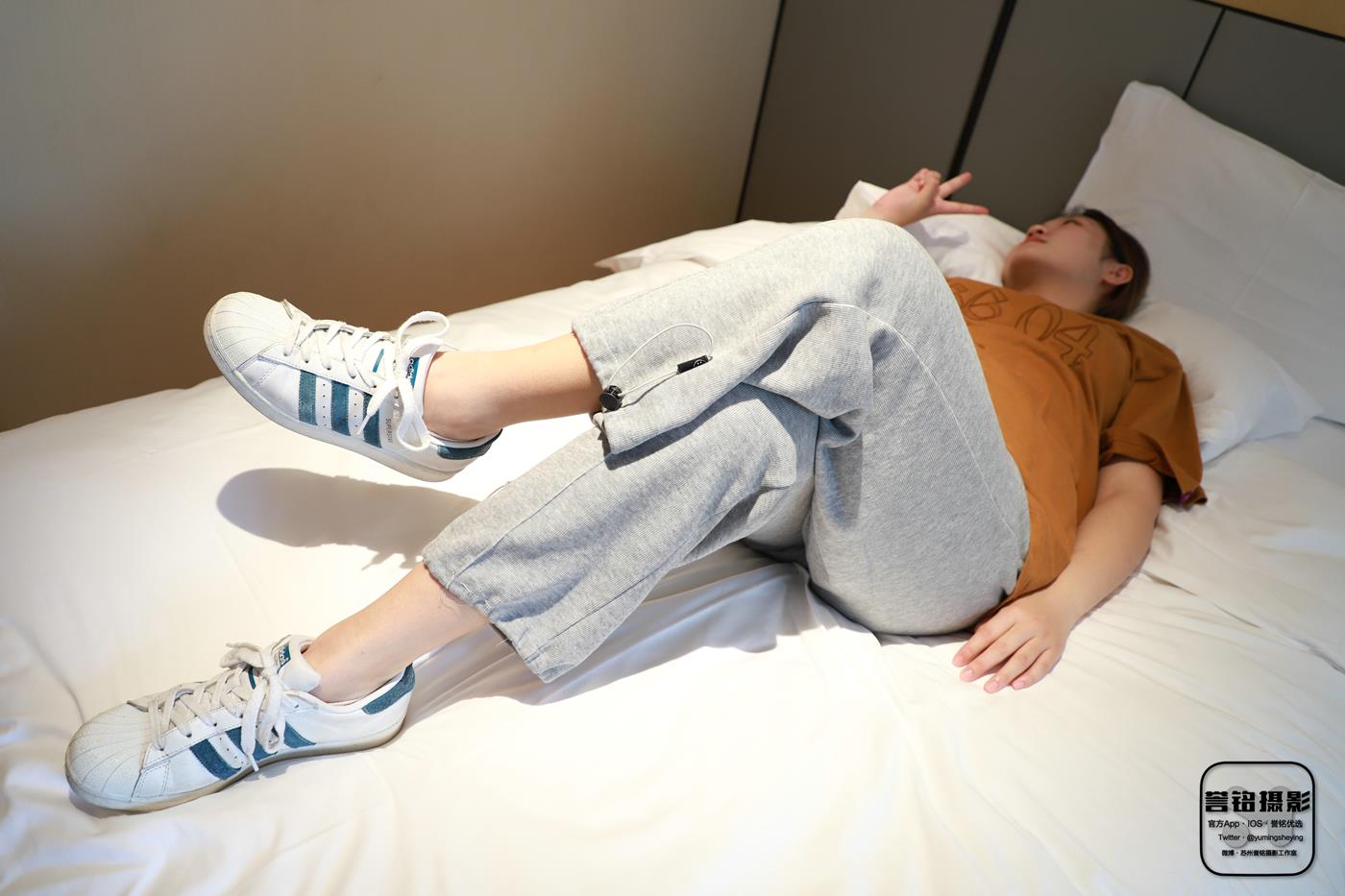 图片[10]-[誉铭传媒]袜足摄影 2022年《2022微信群第5套》[90P] – 速更版-美库