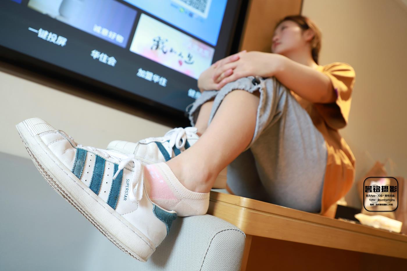 图片[13]-[誉铭传媒]袜足摄影 2022年《2022微信群第5套》[90P] – 速更版-美库