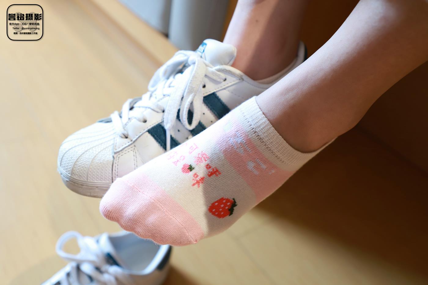 图片[22]-[誉铭传媒]袜足摄影 2022年《2022微信群第5套》[90P] – 速更版-美库