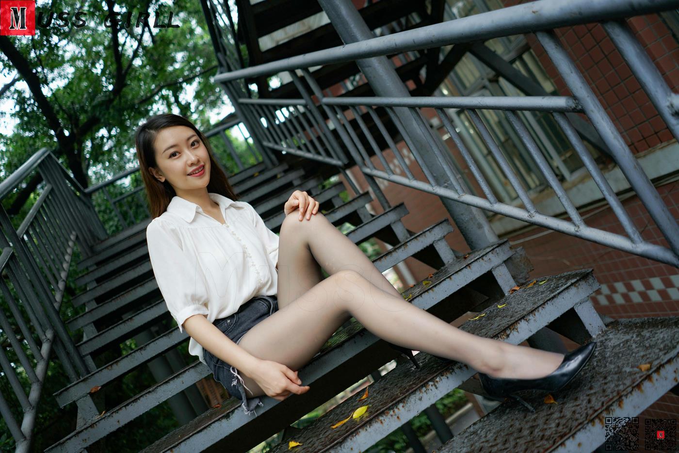 图片[55]-[MussGirl慕丝女郎]NO.274 绿茵楼梯 (1) [60P] – 速更版-美库