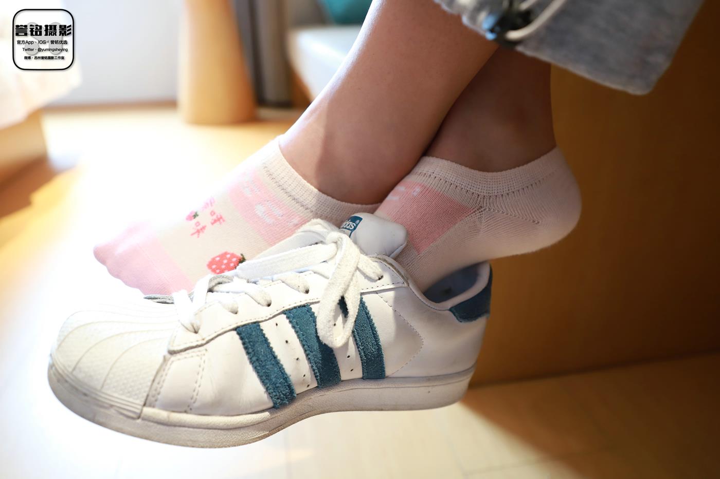 图片[38]-[誉铭传媒]袜足摄影 2022年《2022微信群第5套》[90P] – 速更版-美库