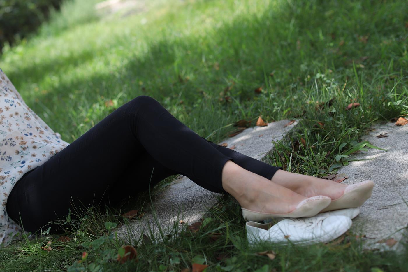 图片[44]-大西瓜爱牙膏-2019 12X活动 模特2（二)  公园蕾丝船袜 (2) [84P] – 速更版-美库