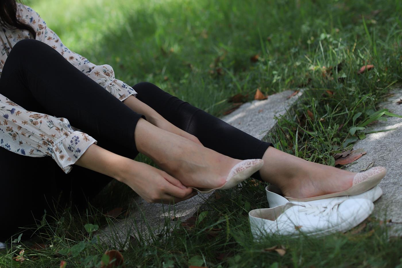 图片[47]-大西瓜爱牙膏-2019 12X活动 模特2（二)  公园蕾丝船袜 (2) [84P] – 速更版-美库