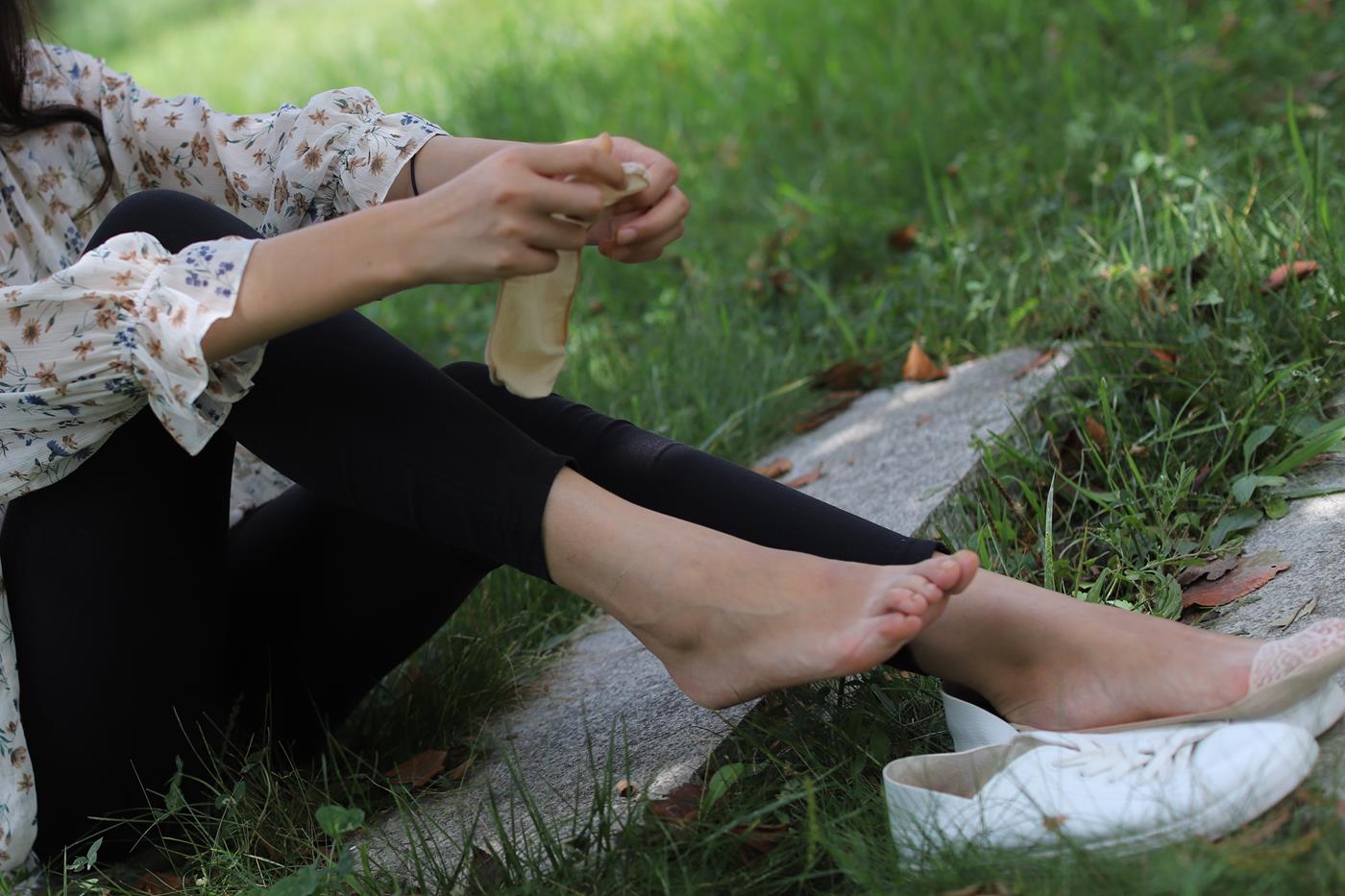 图片[49]-大西瓜爱牙膏-2019 12X活动 模特2（二)  公园蕾丝船袜 (2) [84P] – 速更版-美库