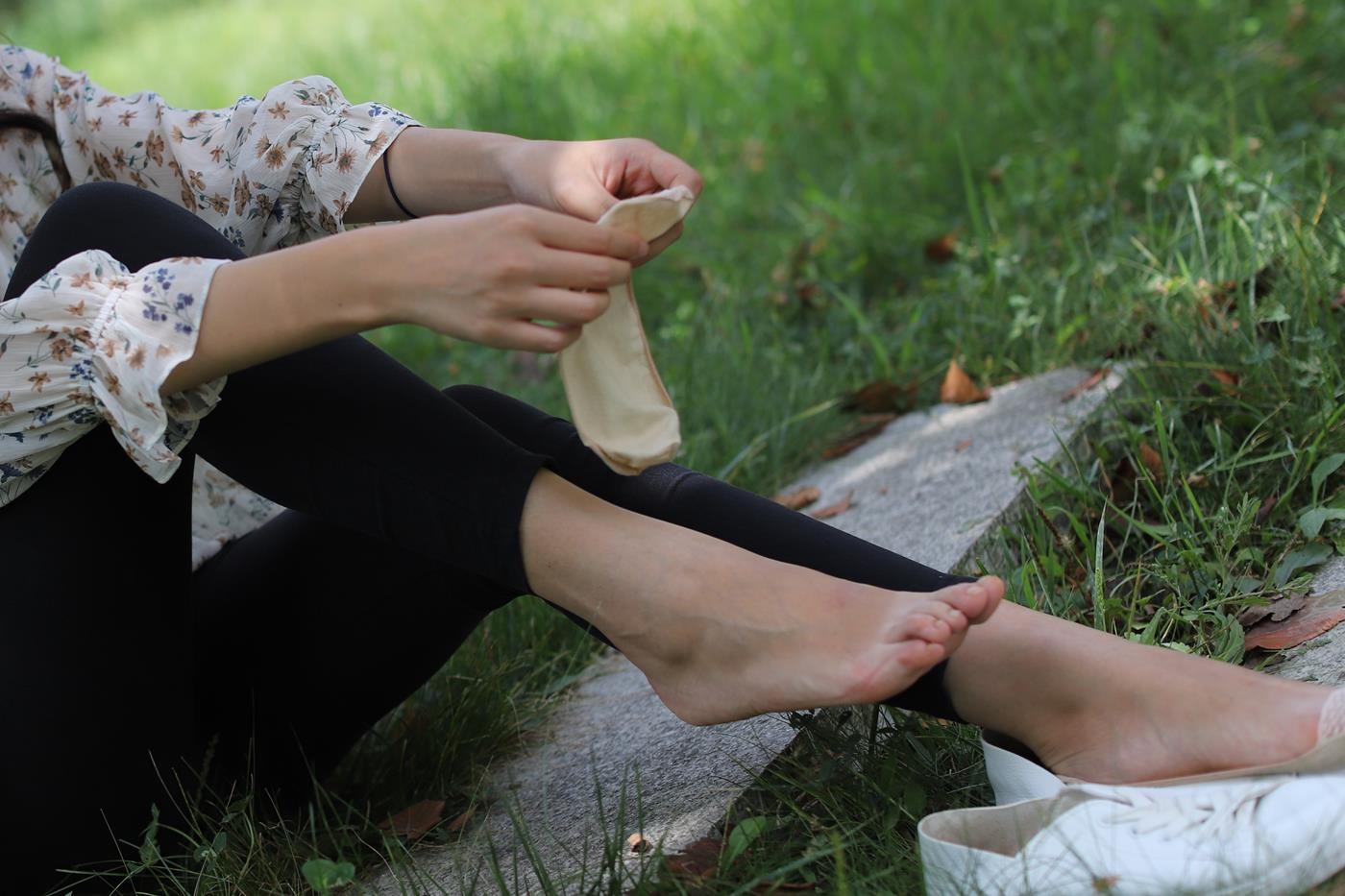 图片[50]-大西瓜爱牙膏-2019 12X活动 模特2（二)  公园蕾丝船袜 (2) [84P] – 速更版-美库