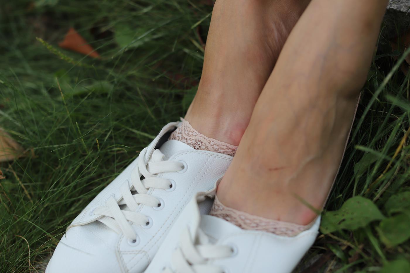 图片[77]-大西瓜爱牙膏-2019 12X活动 模特2（二)  公园蕾丝船袜 (2) [84P] – 速更版-美库