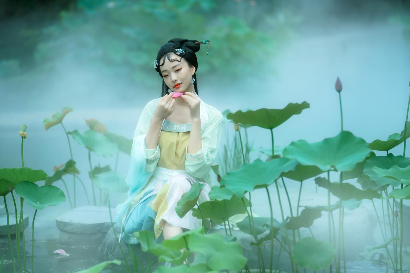 图片[32]-[YITUYU艺图语] 2021.12.25 双生花 修水凝花 [31P] – 速更版-美库