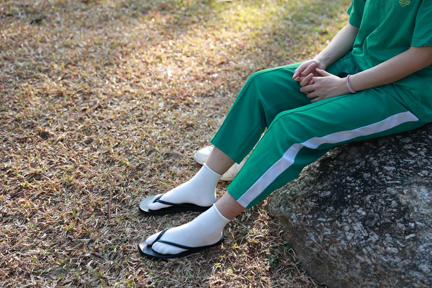 图片[20]-[见新摄影]NO.043 与小姐姐约拍植物园，逆光真的是美极了 (4) [42P] – 速更版-美库