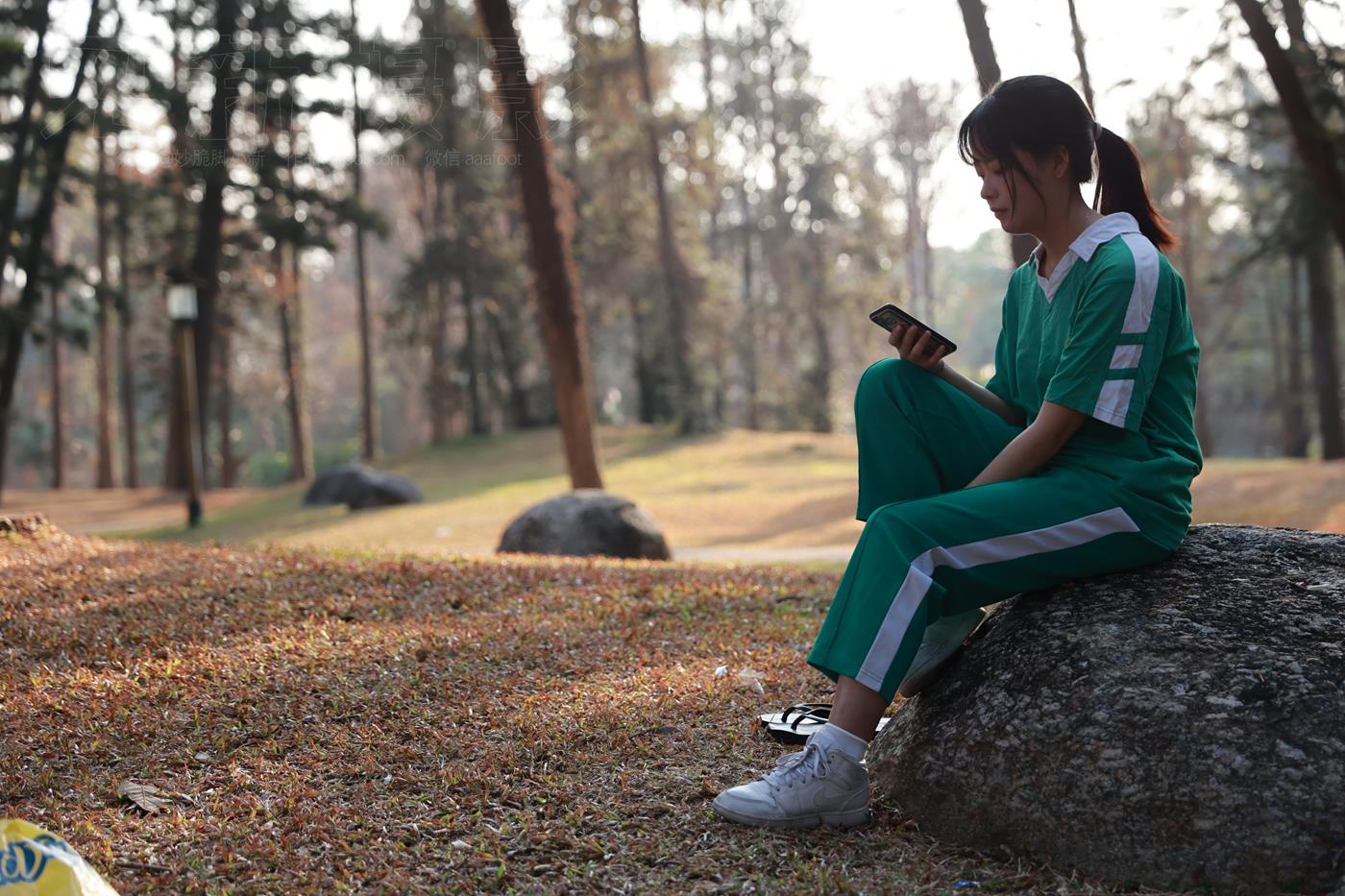 图片[24]-[见新摄影]NO.043 与小姐姐约拍植物园，逆光真的是美极了 (4) [42P] – 速更版-美库