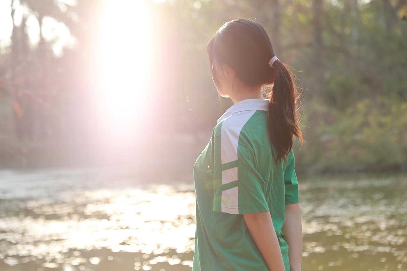 图片[25]-[见新摄影]NO.043 与小姐姐约拍植物园，逆光真的是美极了 (4) [42P] – 速更版-美库