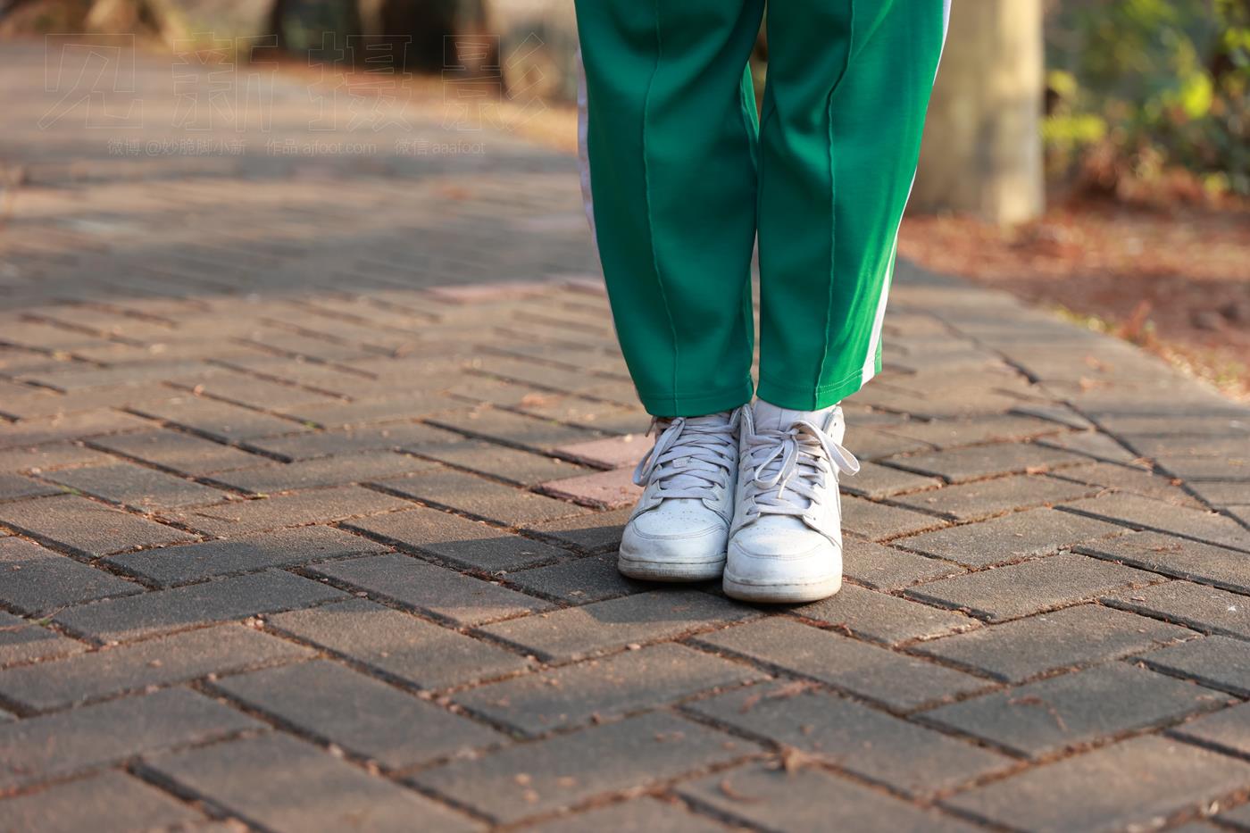 图片[34]-[见新摄影]NO.043 与小姐姐约拍植物园，逆光真的是美极了 (4) [42P] – 速更版-美库