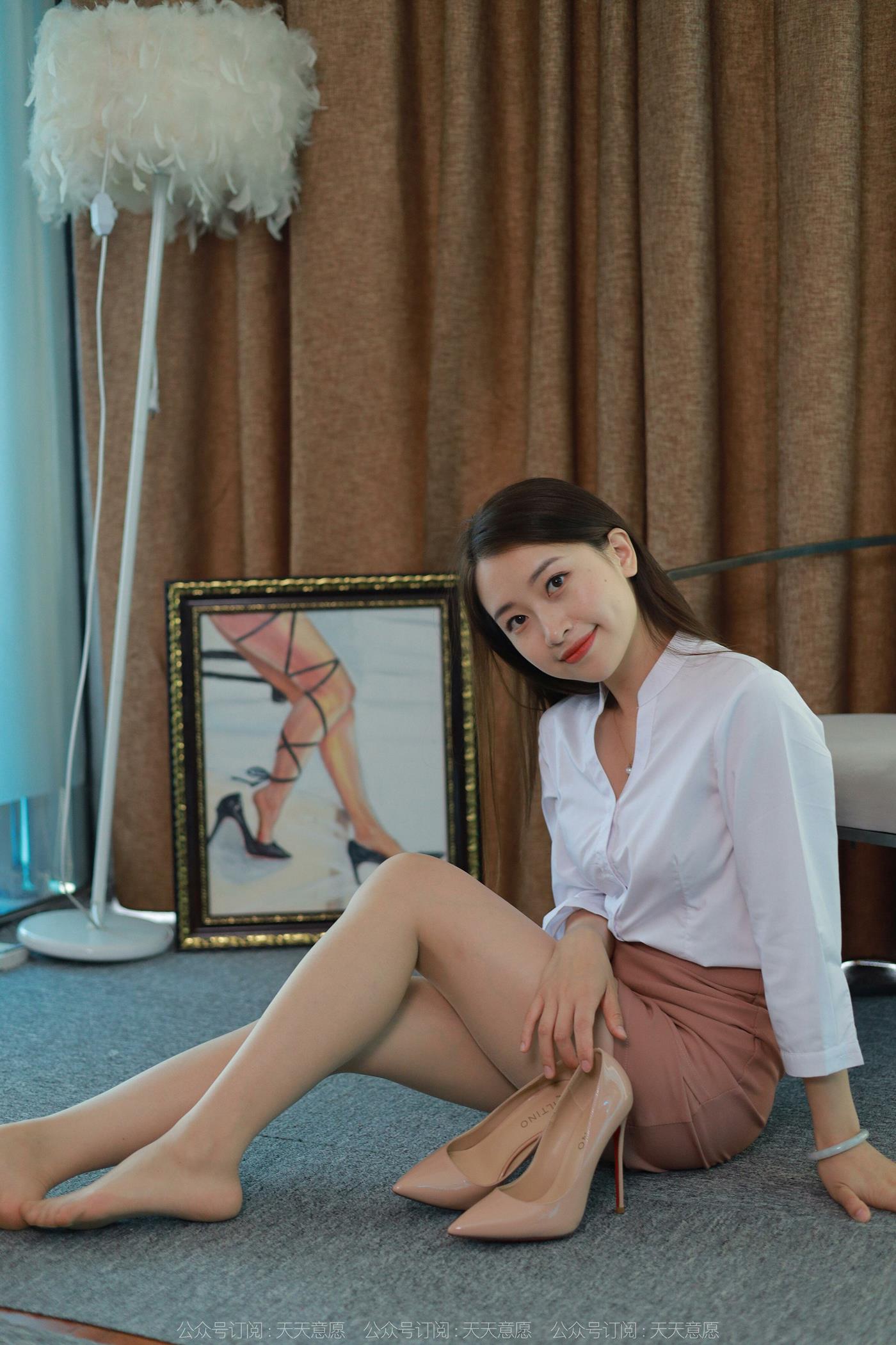 图片[23]-[IESS异思趣向] 2022.06.15 丝享家1118：小婕《白领佳人》[90P] – 速更版-美库