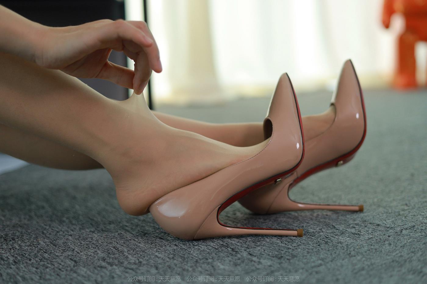 图片[73]-[IESS异思趣向] 2022.06.15 丝享家1118：小婕《白领佳人》[90P] – 速更版-美库