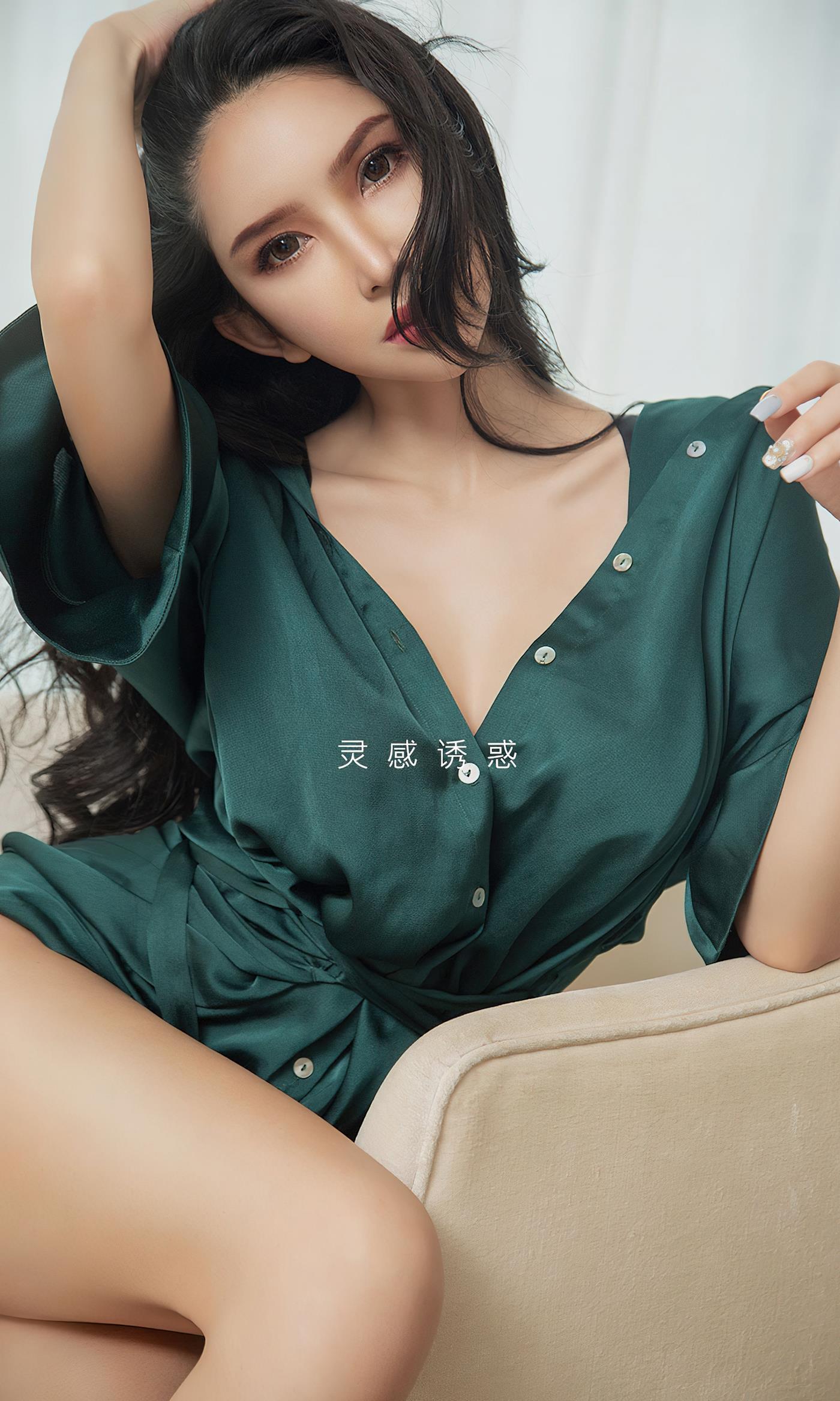 图片[24]-[爱尤物]2022 NO.2438 尤画情人 球球[35P] – 速更版-美库