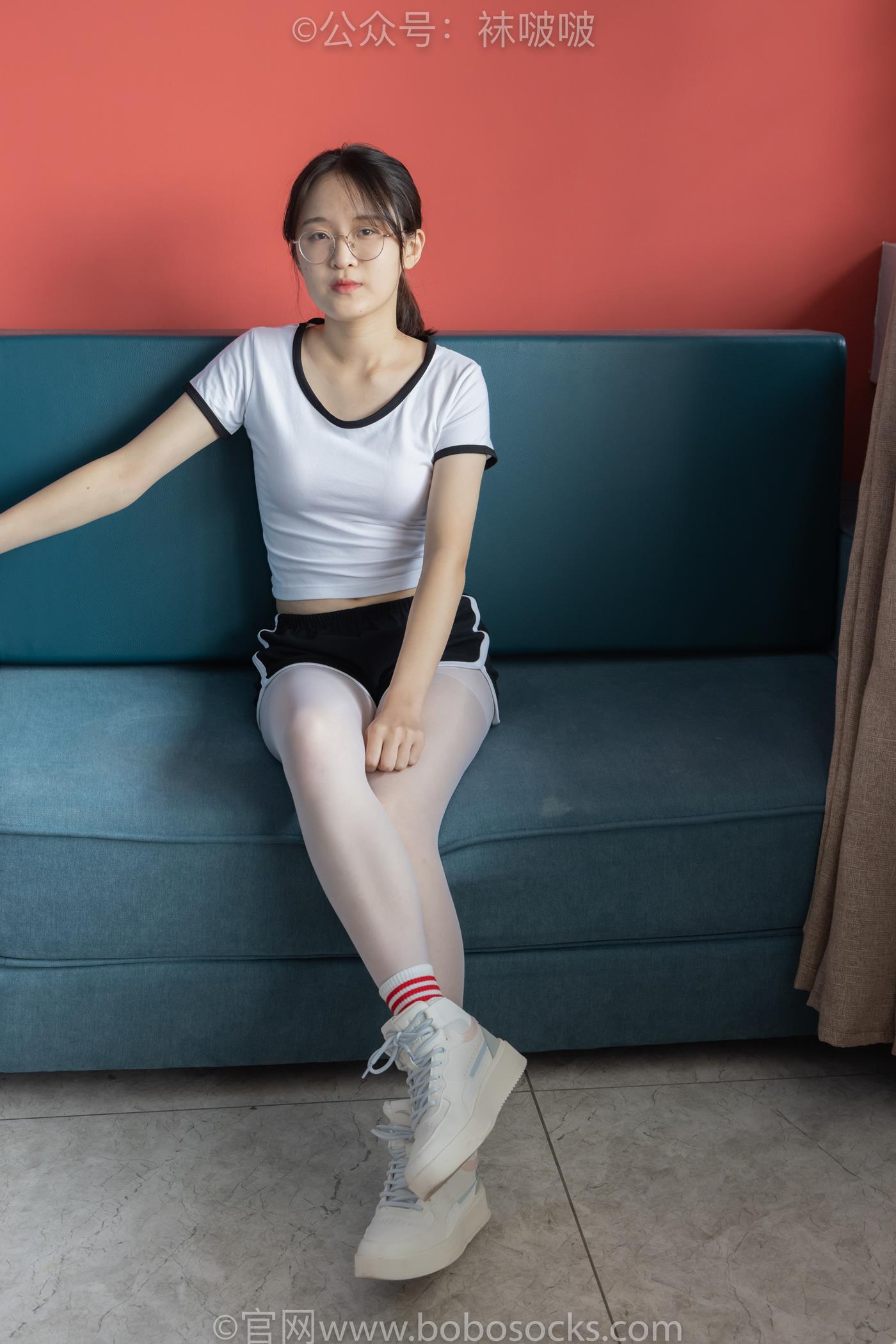 图片[12]-[BoBoSocks袜啵啵]积分限定作品 NO.004 熊熊-板鞋、白棉袜、白丝 (1) [P] – 速更版-美库